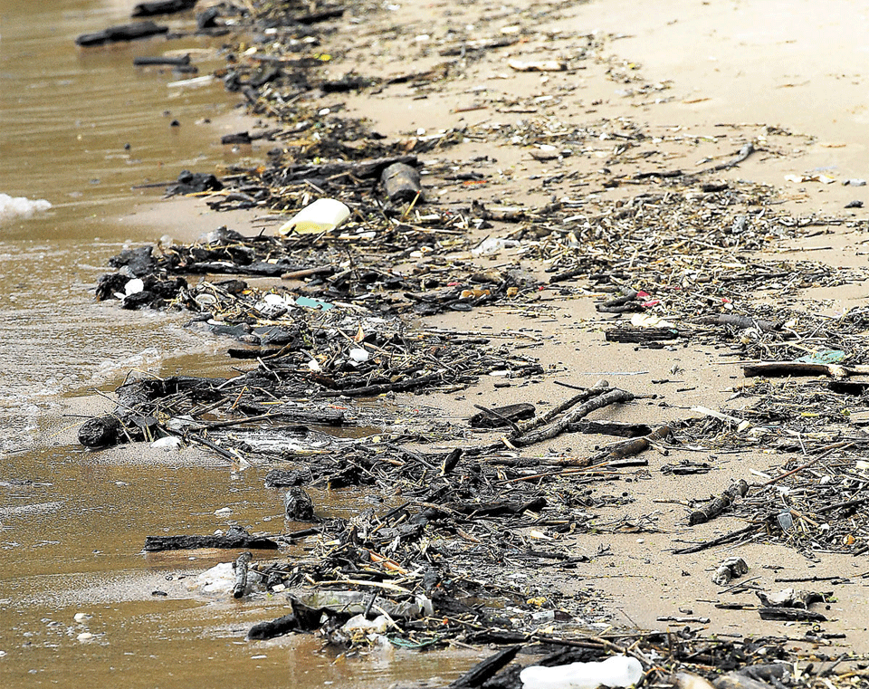 US cities struggle to control sewer overflows - The Boston Globe