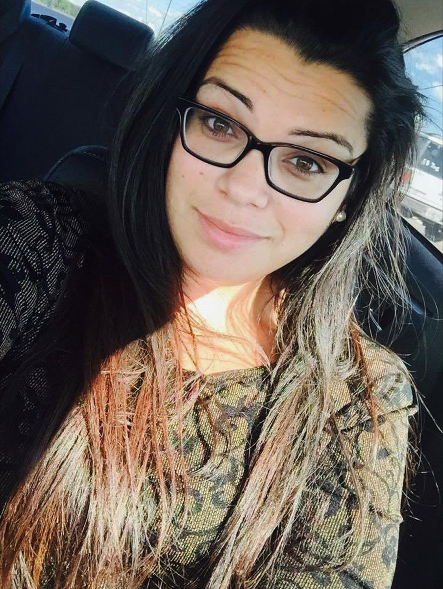 Amanda Alvear.