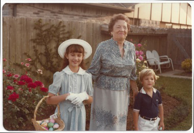 Warren’s “Aunt Bee” — Bess Veneck — moved in with the Warren family and helped raise her children. She’s pictured here on Easter 1981 with Amelia Warren, 9, and Alex Warren, 4.