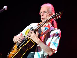 Steve Howe performed during the show in Lynn.