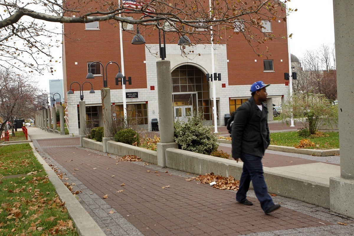 Spring-semester financial aid payments to some 1,400 RCC students have run about three months behind schedule.