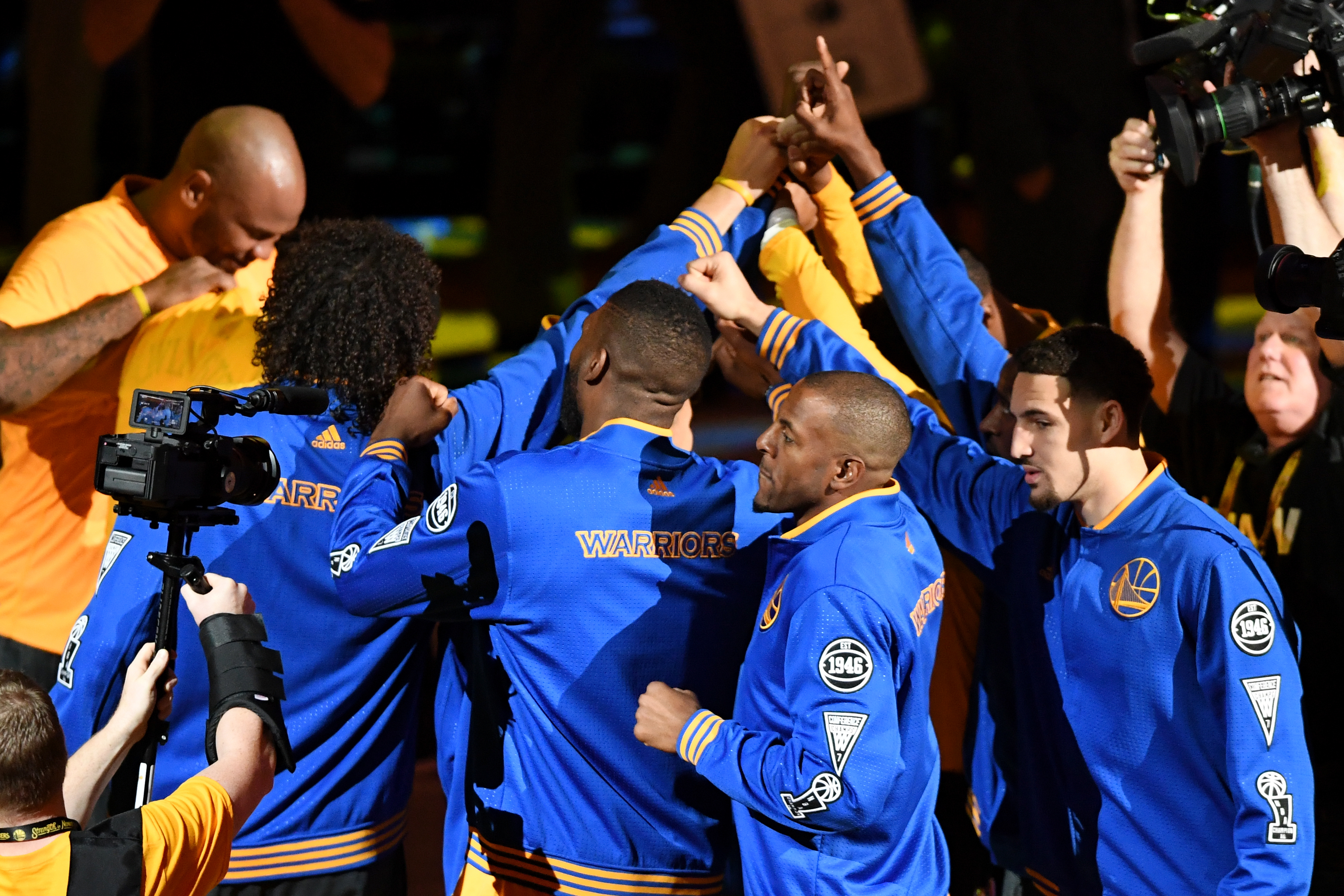 Oakland officials have encouraged national media to display sections of the city — and not San Francisco — during Warriors broadcasts.