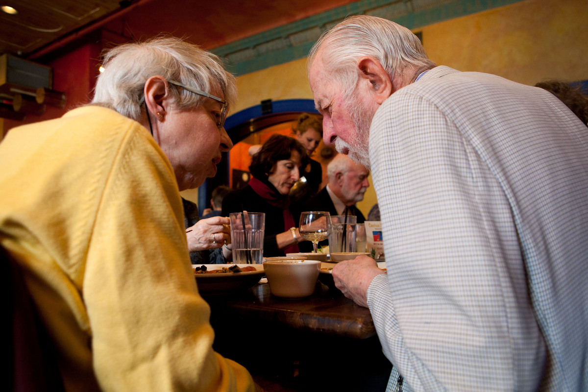 Members Jeannette and Russell Mead are among nearly 400 Beacon Hill Village members in Boston.