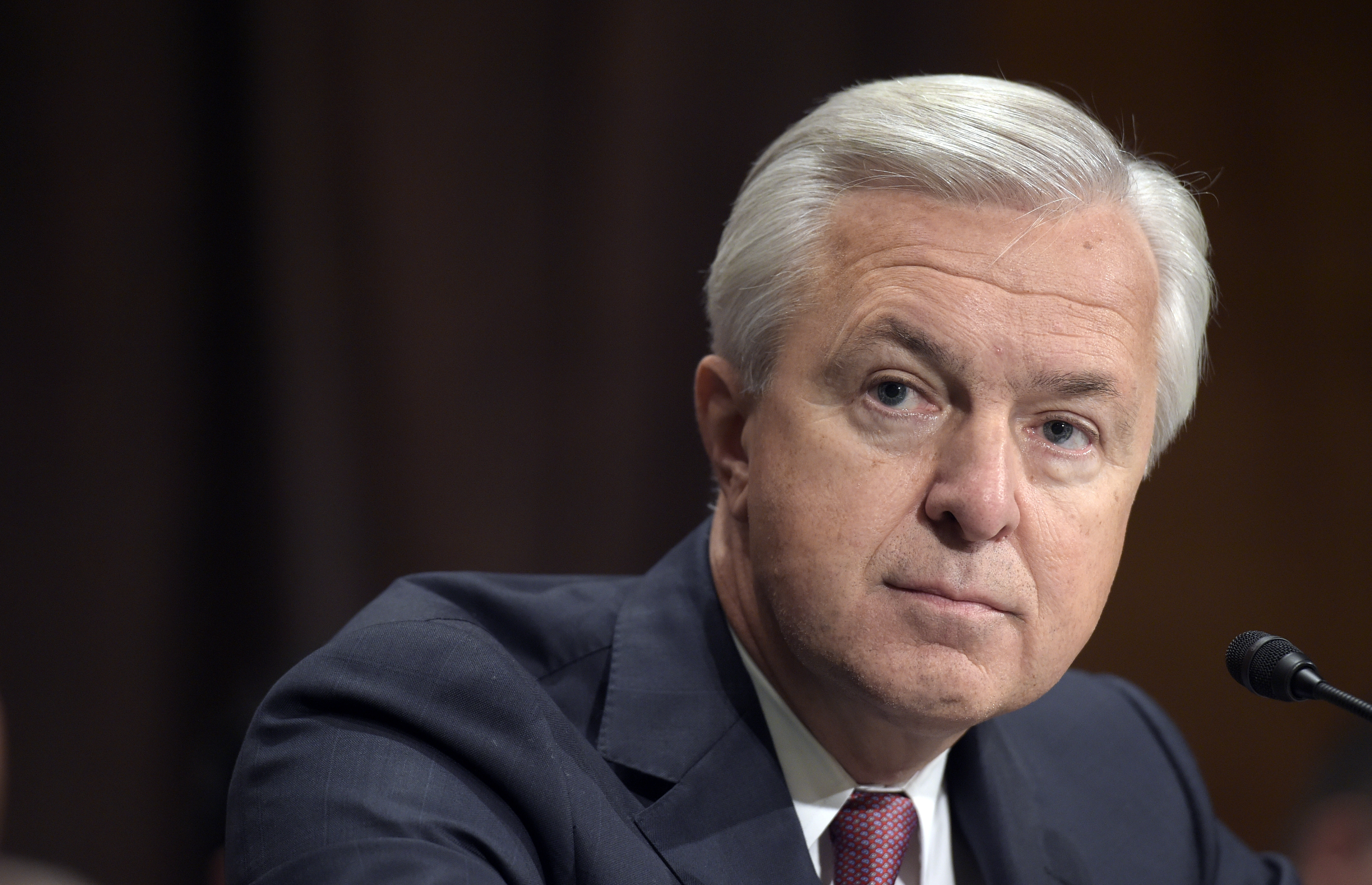 amid-uproar-top-wells-fargo-executives-to-repay-hefty-bonuses-the-boston-globe