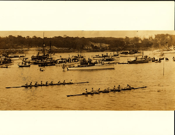 A photo of the finish of a 1914 race.