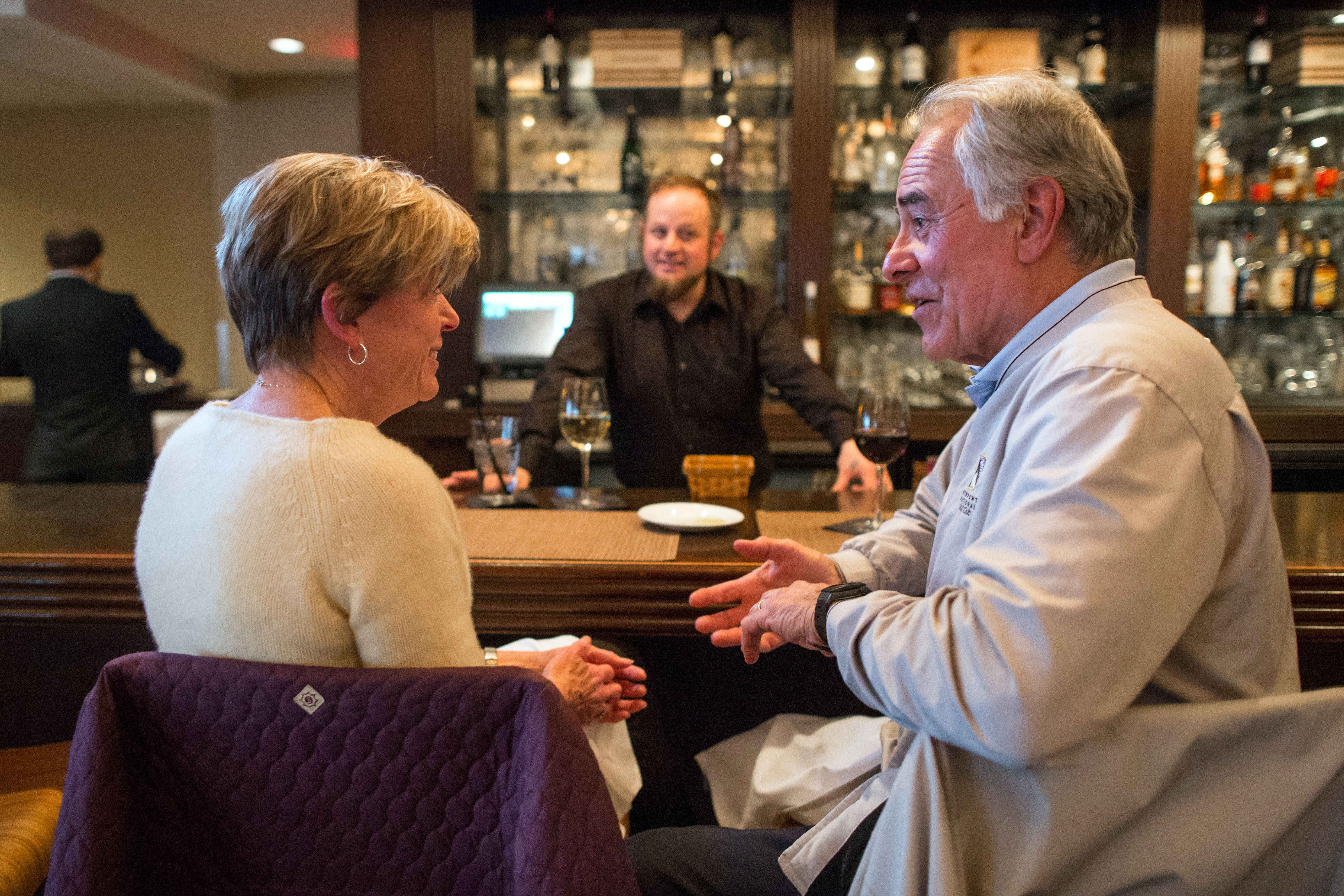 Patrons Janet Bolender and her husband, Bruce Cotta, relaxed at Via Matta’s bar.