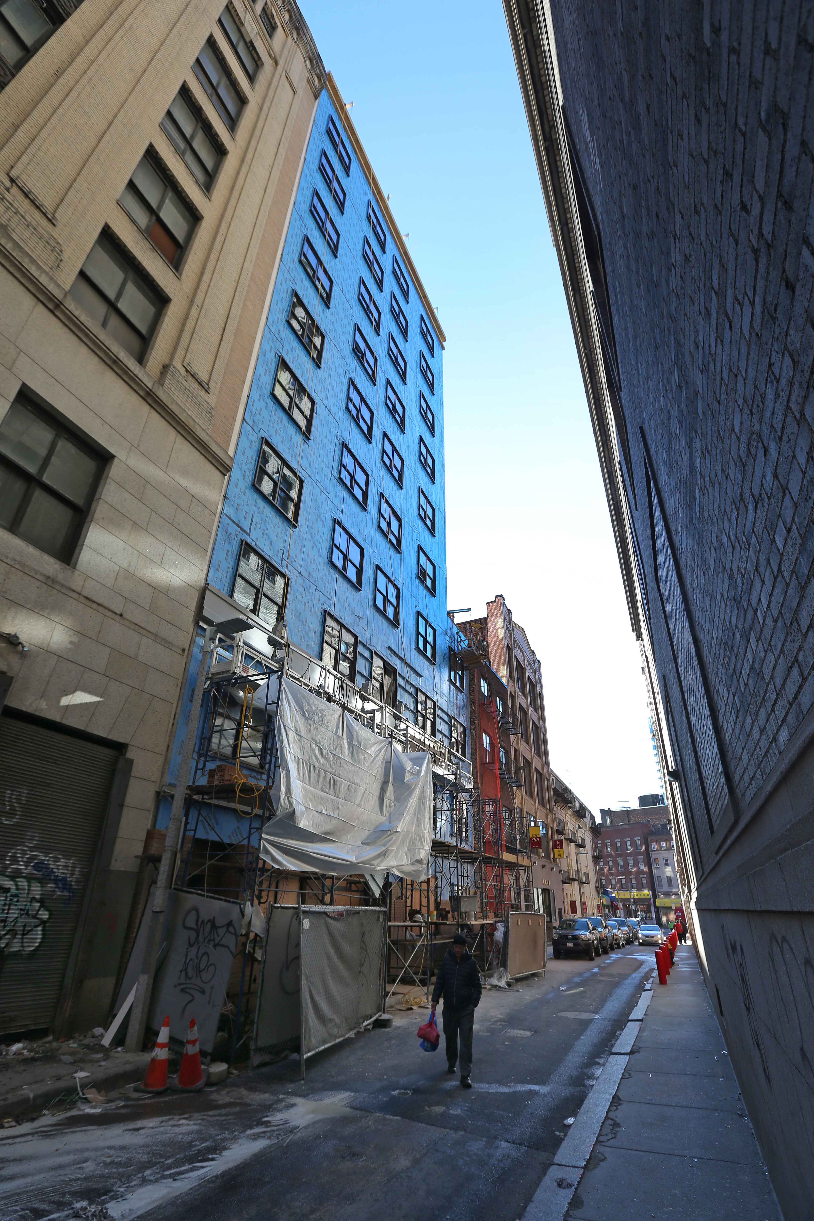 Work is still under way on a new building at 10 Oxford St.