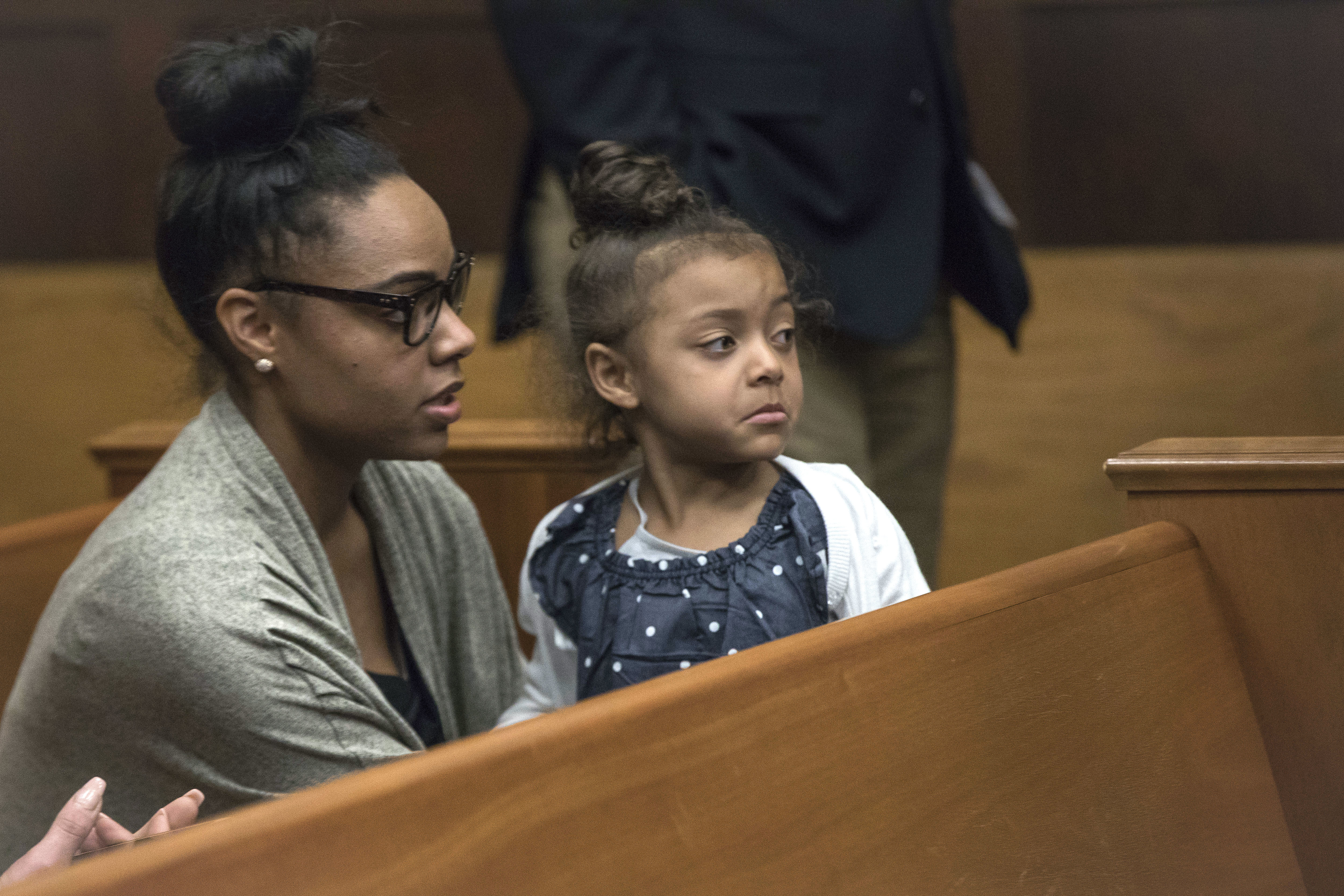 Shayanna Jenkins Hernandez and Avielle Hernandez in 2017.