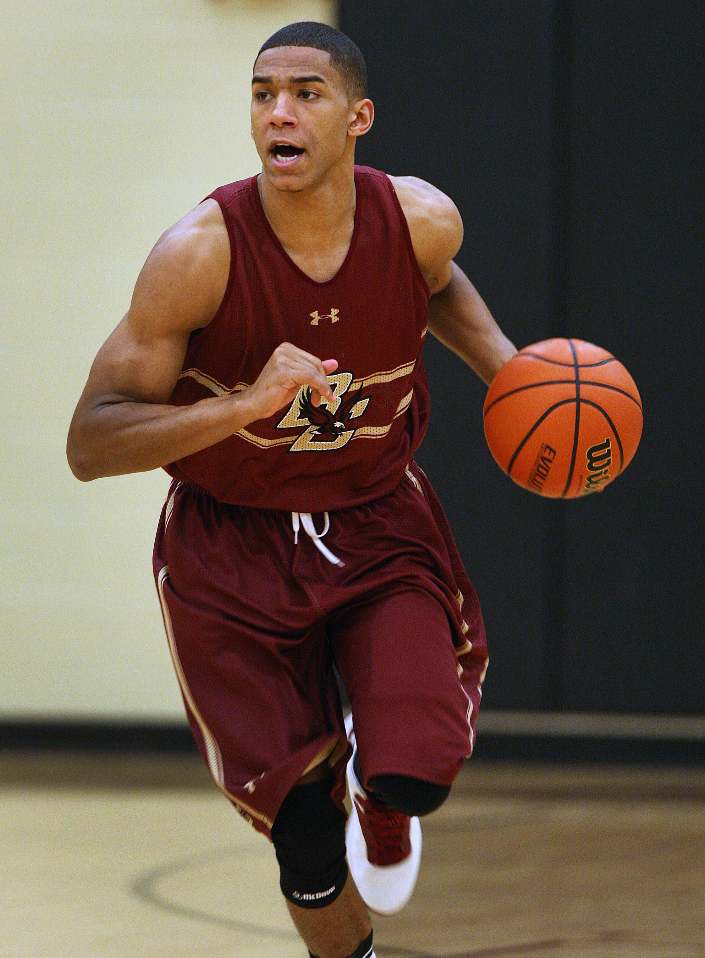 After a stellar freshman year, BC point guard Olivier Hanlan now has a veteran crew to work with.