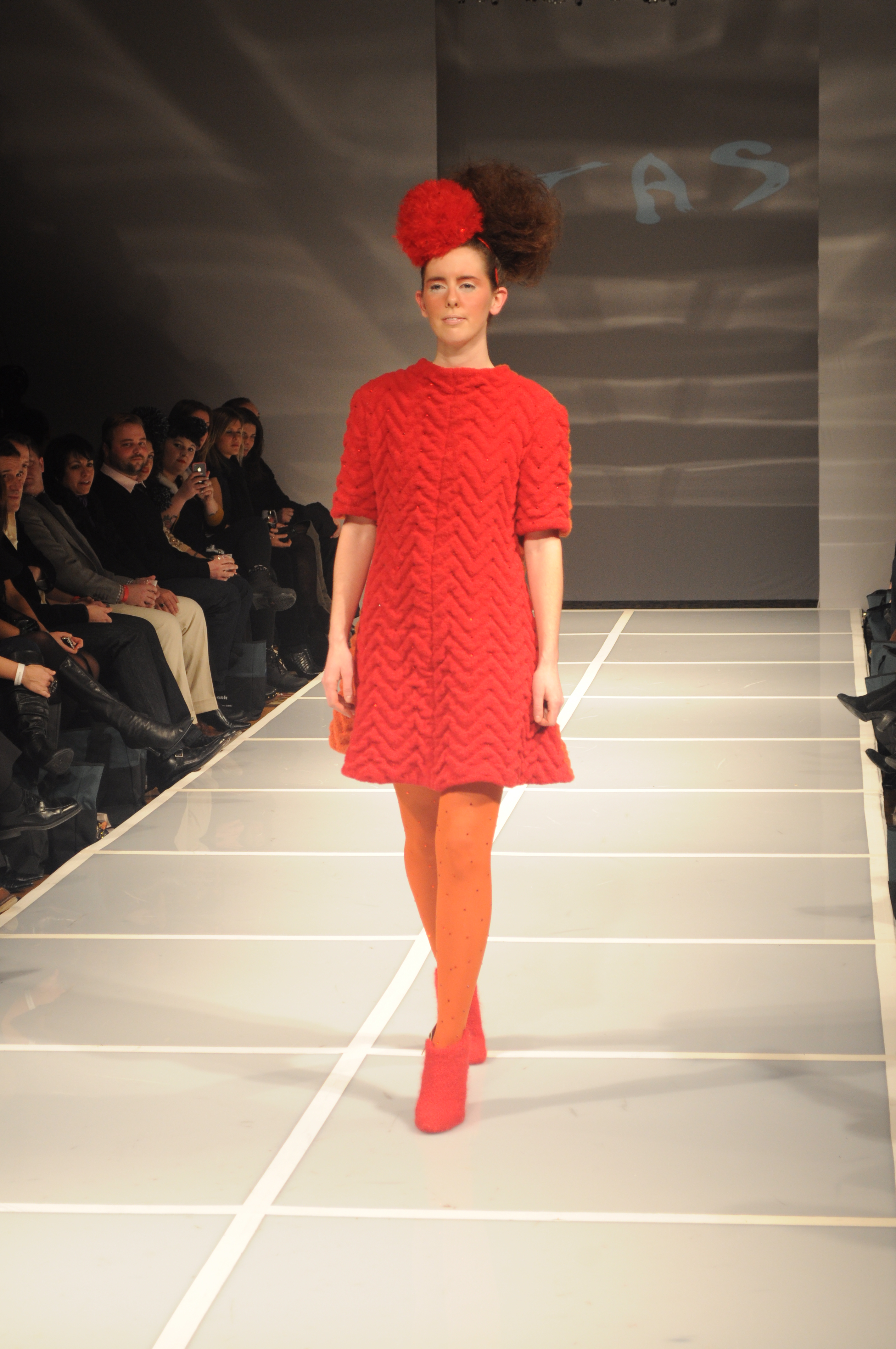 justfab red dress project runway S21E9