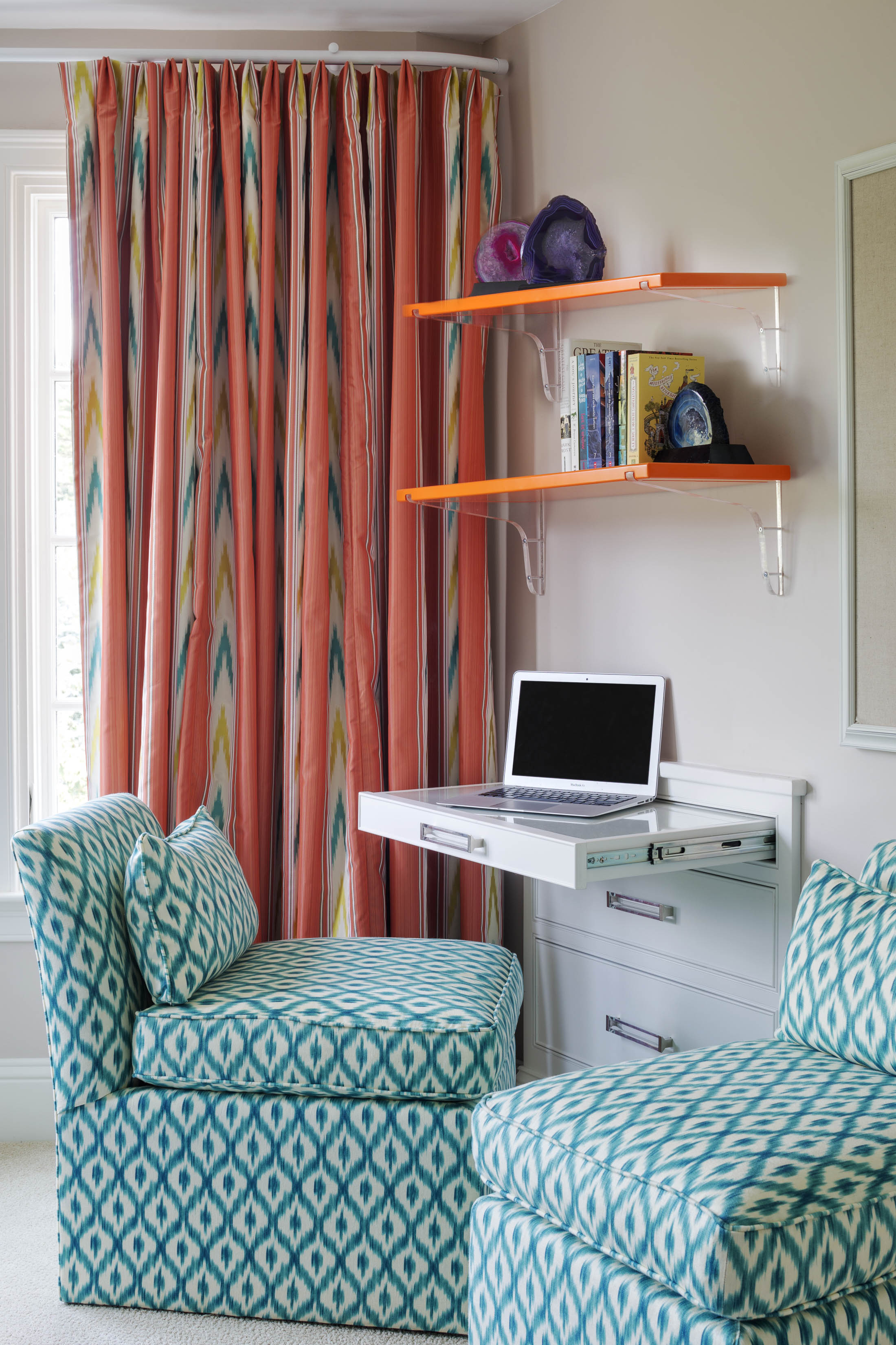 A desktop that pops out of the wall in Milton.