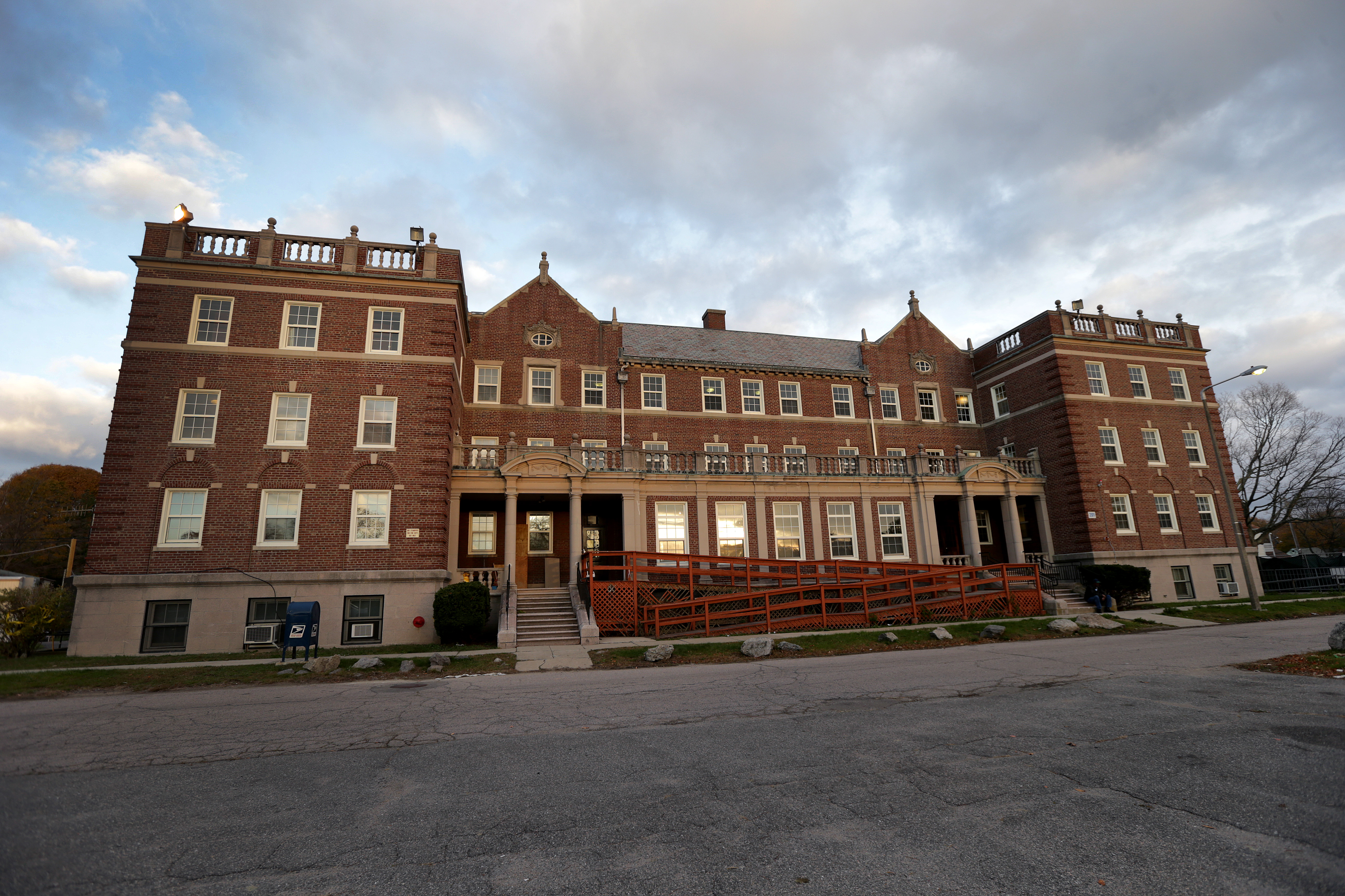 Officials will move a prison re-entry program and recovery home for alcoholics to the Public Health Commission building in Mattapan.