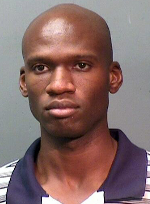 Aaron Alexis had served in the Navy Reserve for four years until he asked for, and received, an early discharge in January 2011.