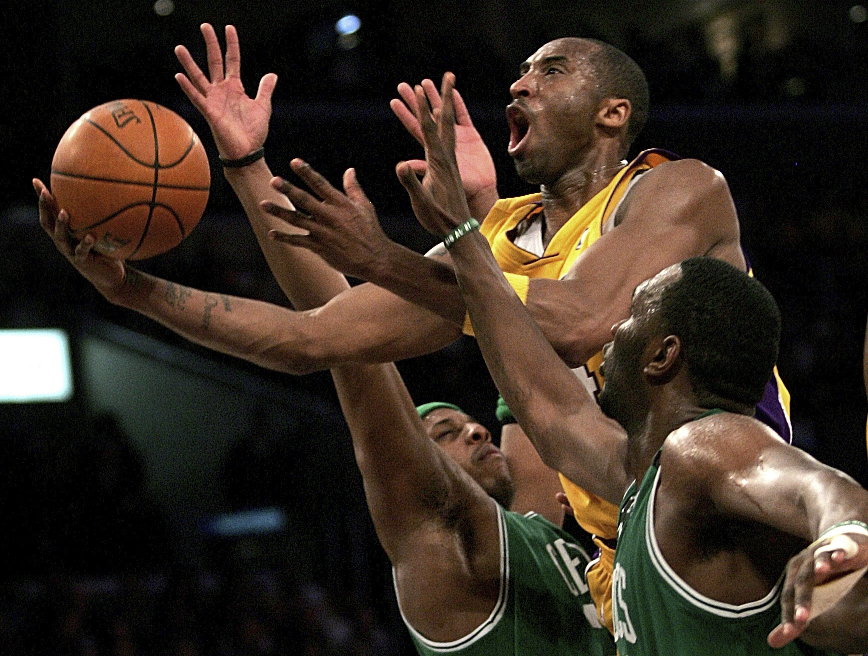 Despite the depths of the Lakers-Celtics rivalry, Kobe Bryant went above and beyond to help Gordon Hayward.