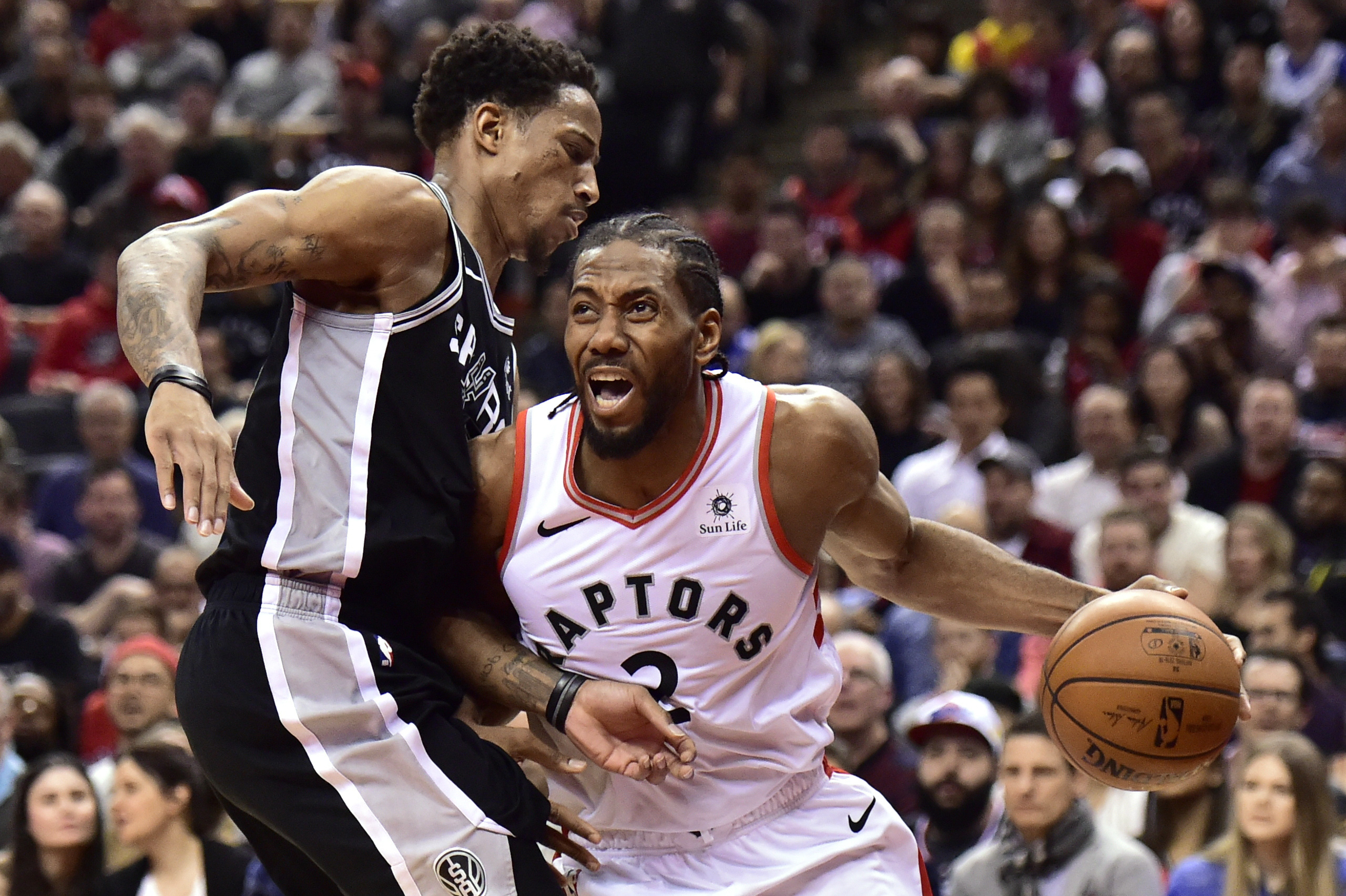 Kawhi Leonard has career highs in points (27) and rebounds (7.5) per game this season for the Raptors.