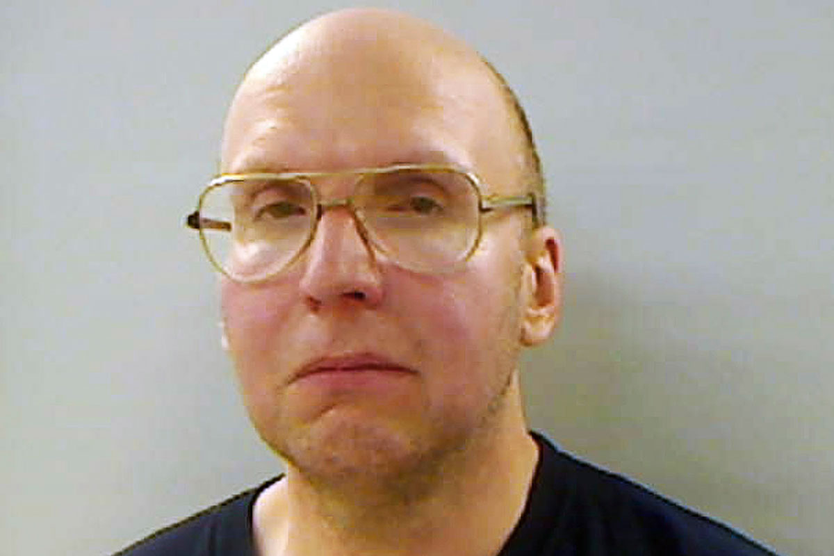 Christopher Knight told police that he went into the woods in 1986 and never looked back. He is now accused of scores of burglaries and thefts.