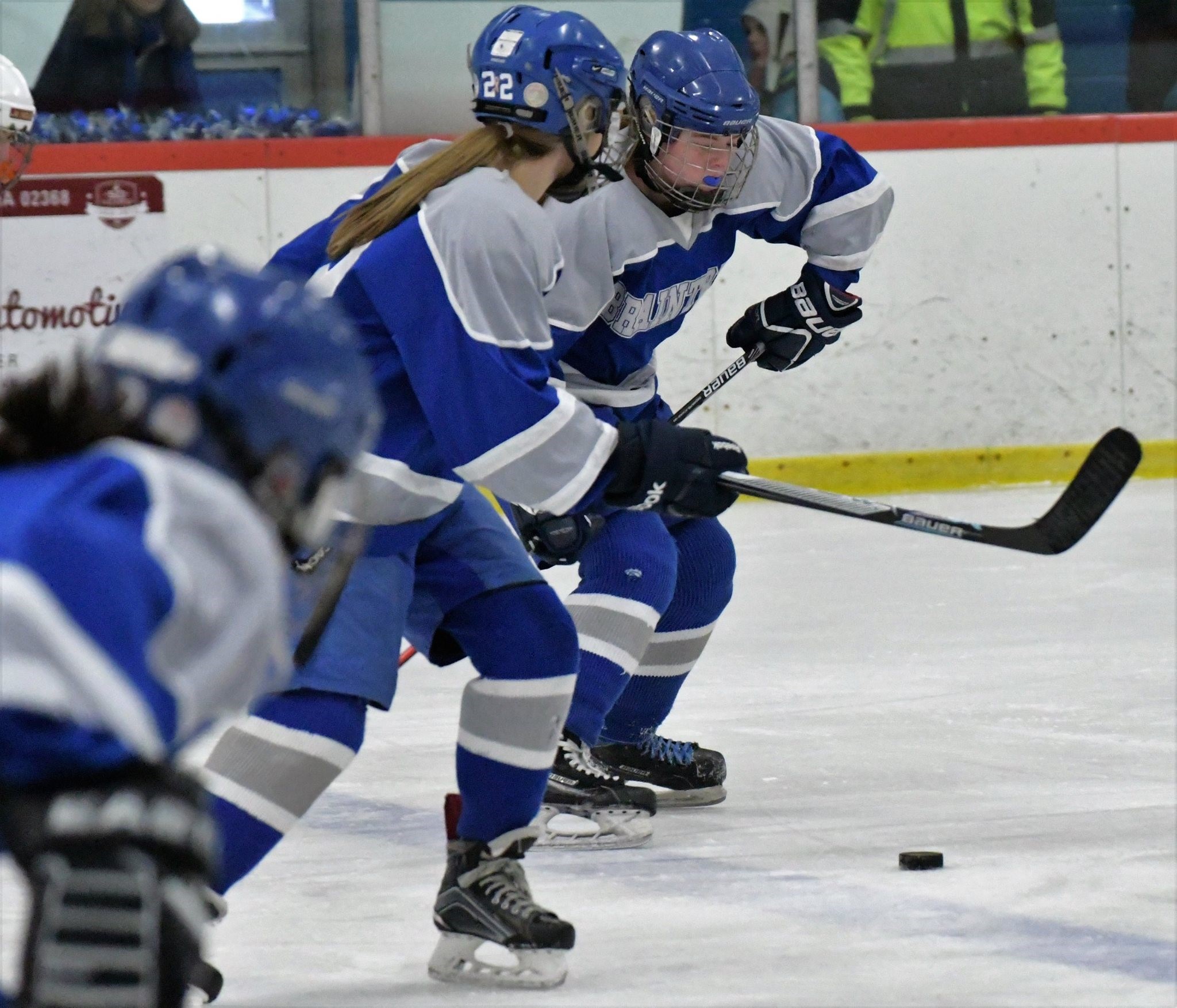 Katie Yaxter (center) and Deirdre Burchill have led Braintree to a 10-4-1 record.