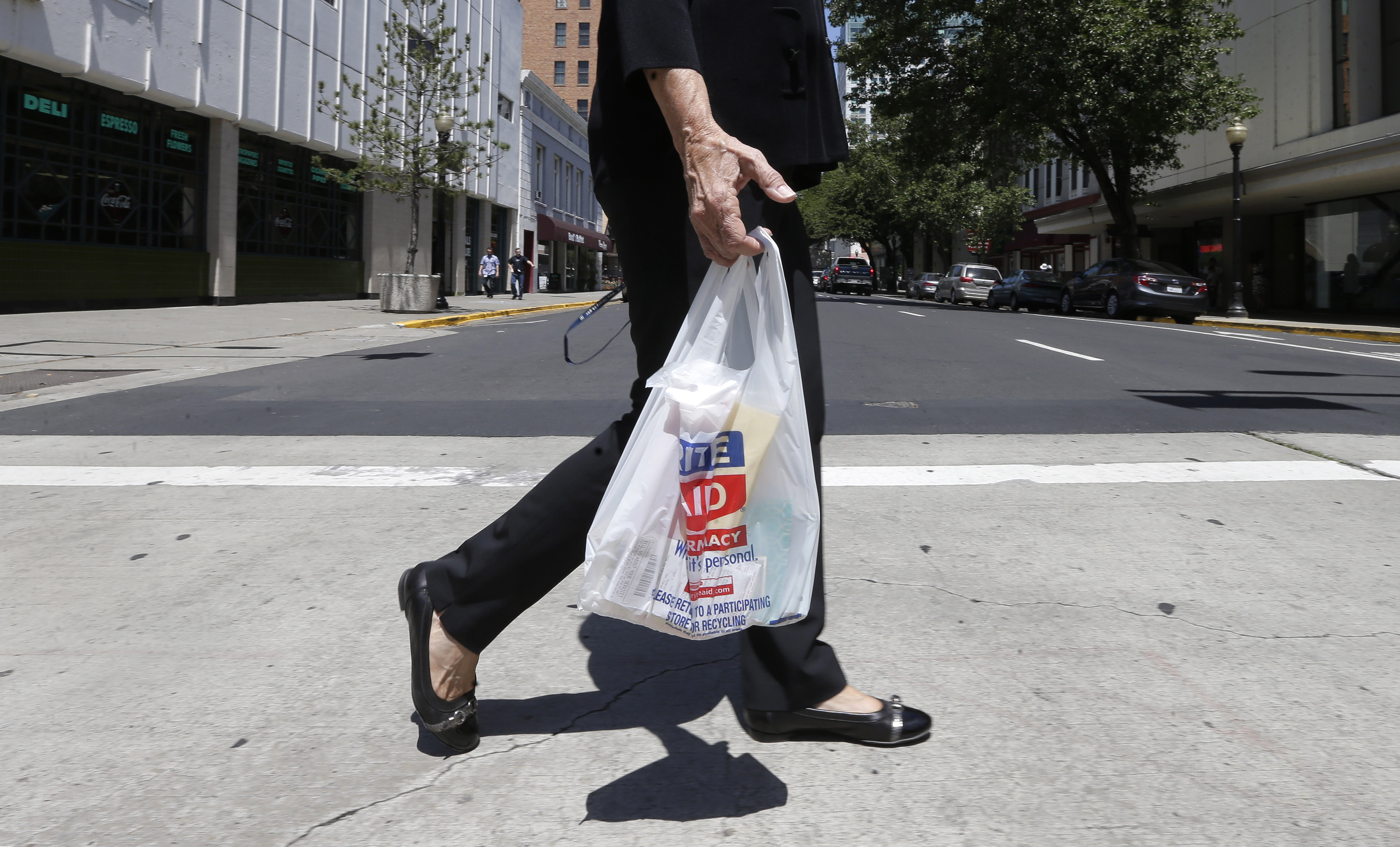Plastic bag ban stalled in state legislature The Boston Globe