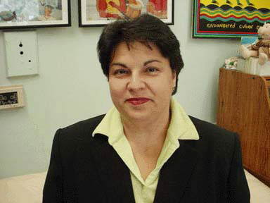 Margarita Muñiz never seemed to doubt that a school where students are taught in Spanish and English could work.