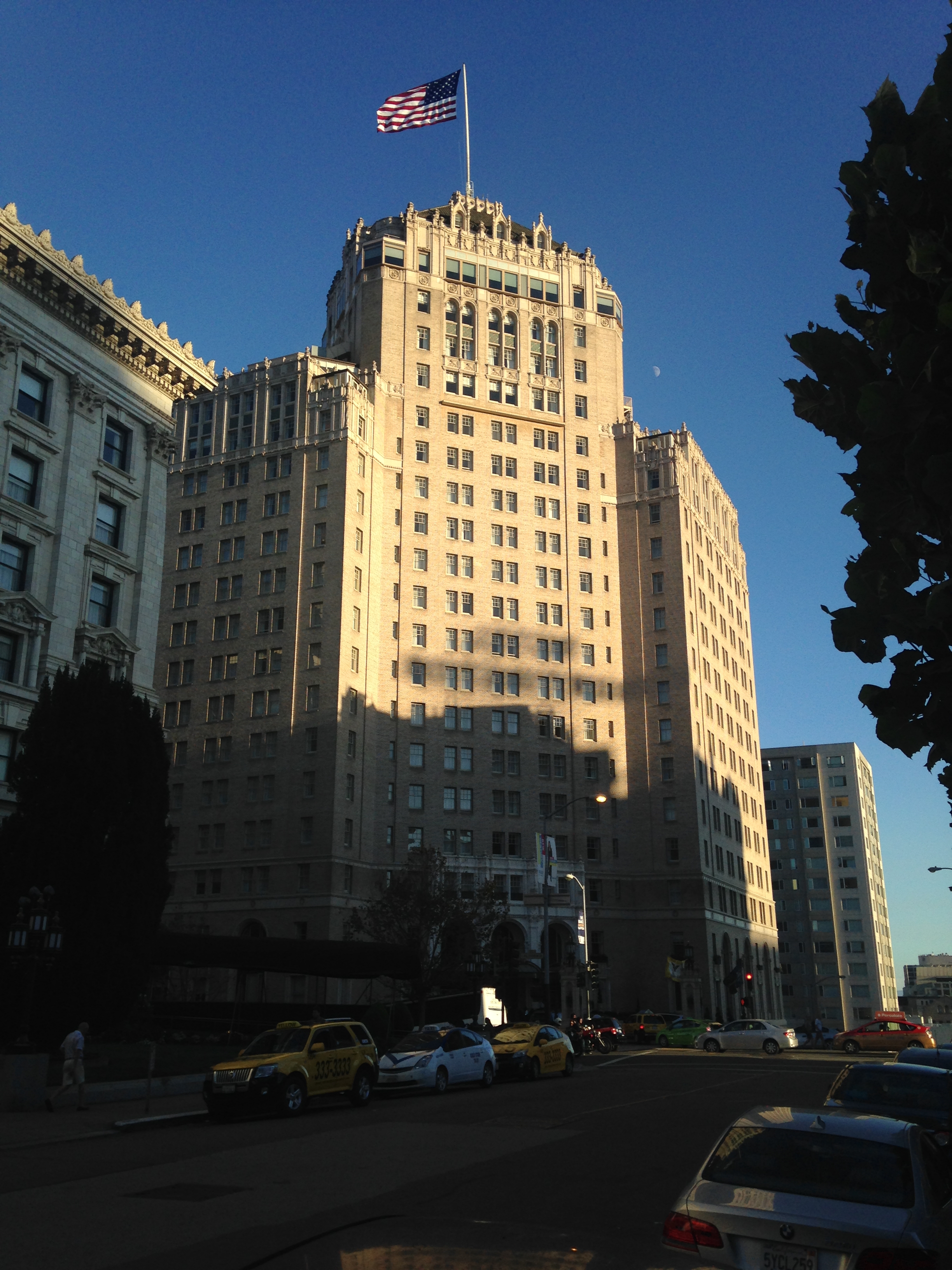 The Intercontinental Mark Hopkins San Francisco has a history special to World War II vets.