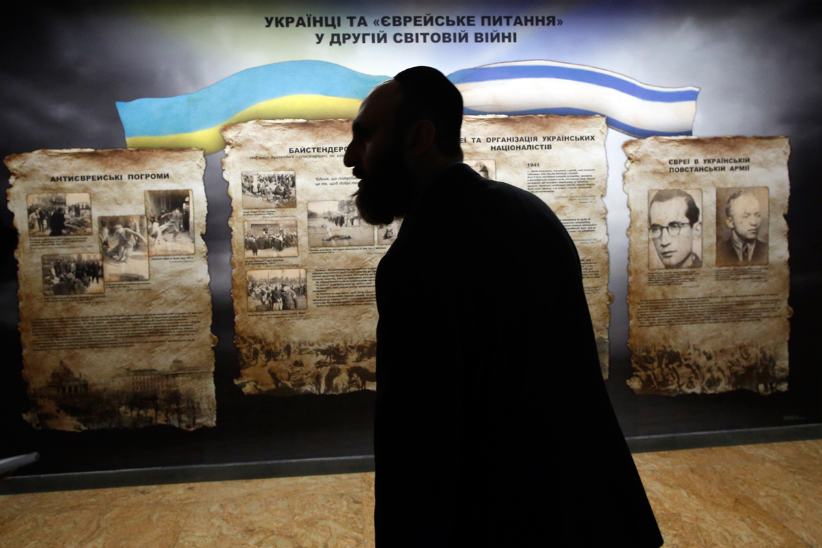 Zelig Brez, executive director of the Jewish Community of Dnepropetrovsk, walked past a display in the Ukrainian city’s Holocaust Museum on Friday.