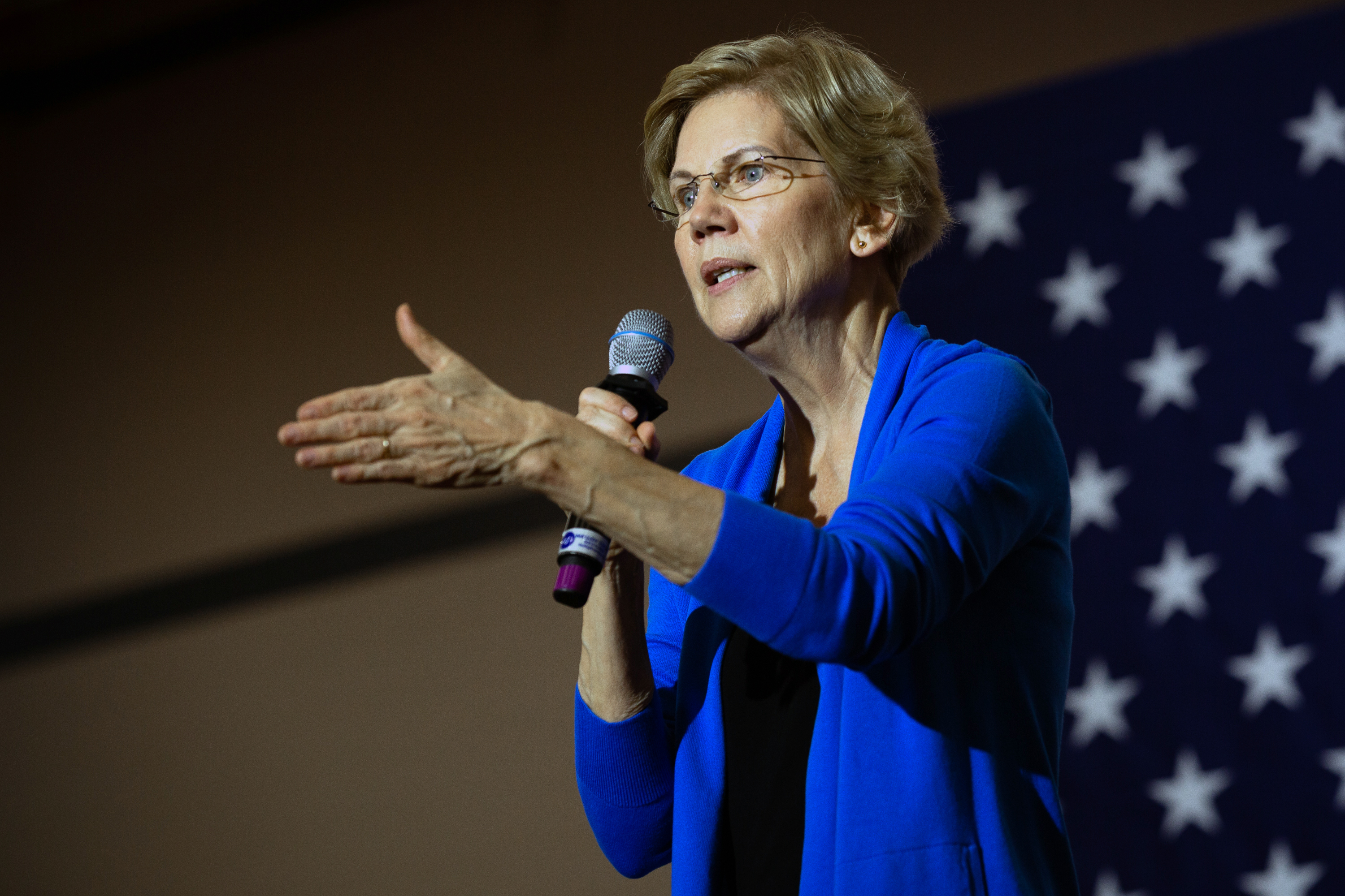 Elizabeth Warren Has A Plan For That More Than 50 Expensive Ones The Boston Globe