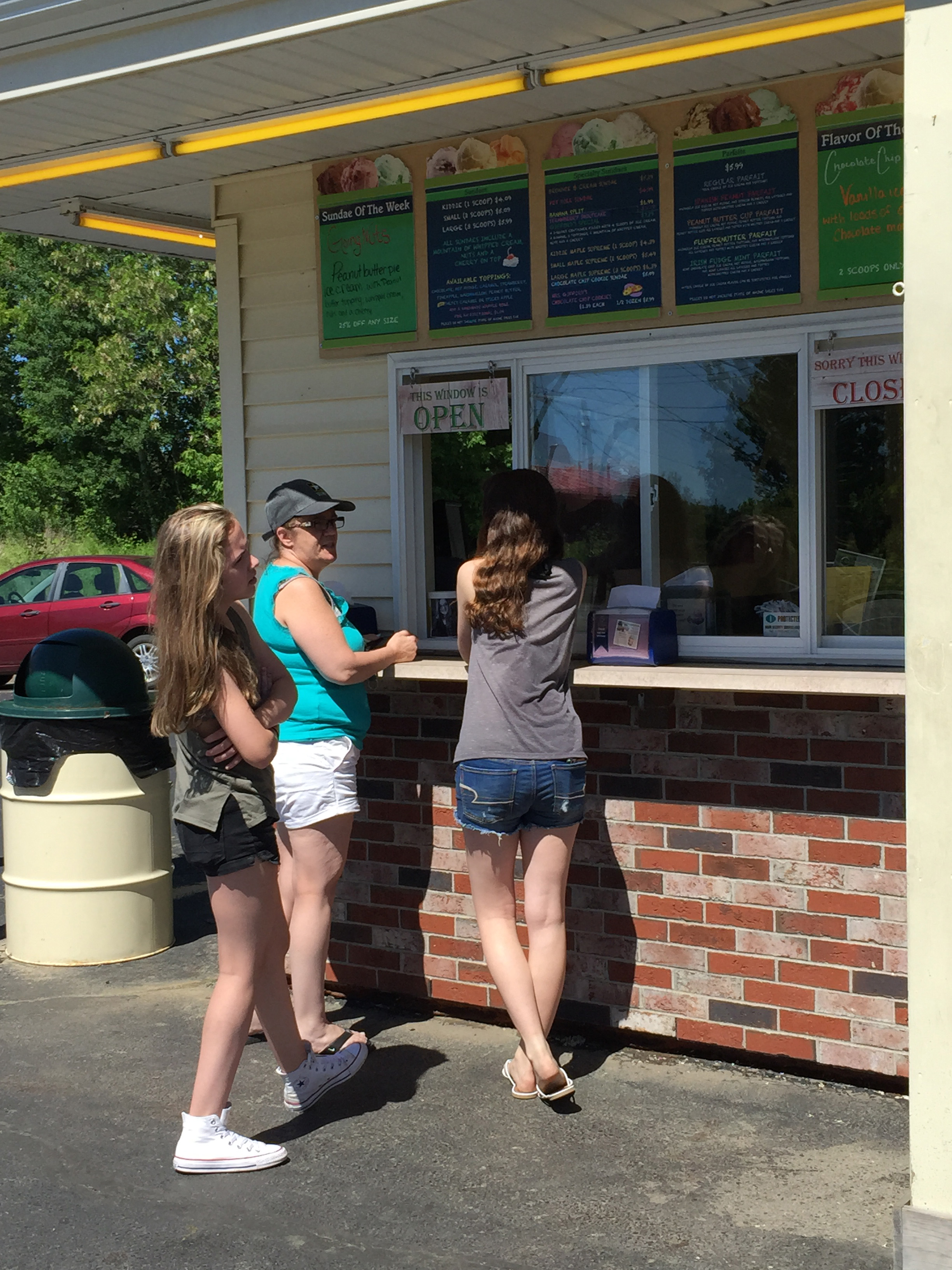 Top: Gifford’s Famous Ice Cream stand in Skowhegan, Maine.