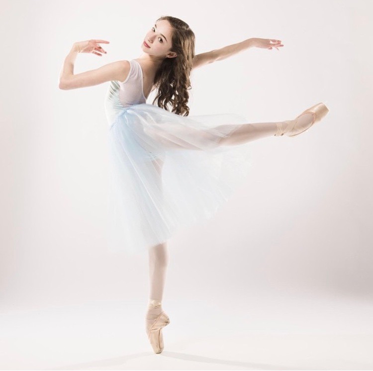 Wellesley native Emily Hoff joins Boston Ballet as an artist of the company.