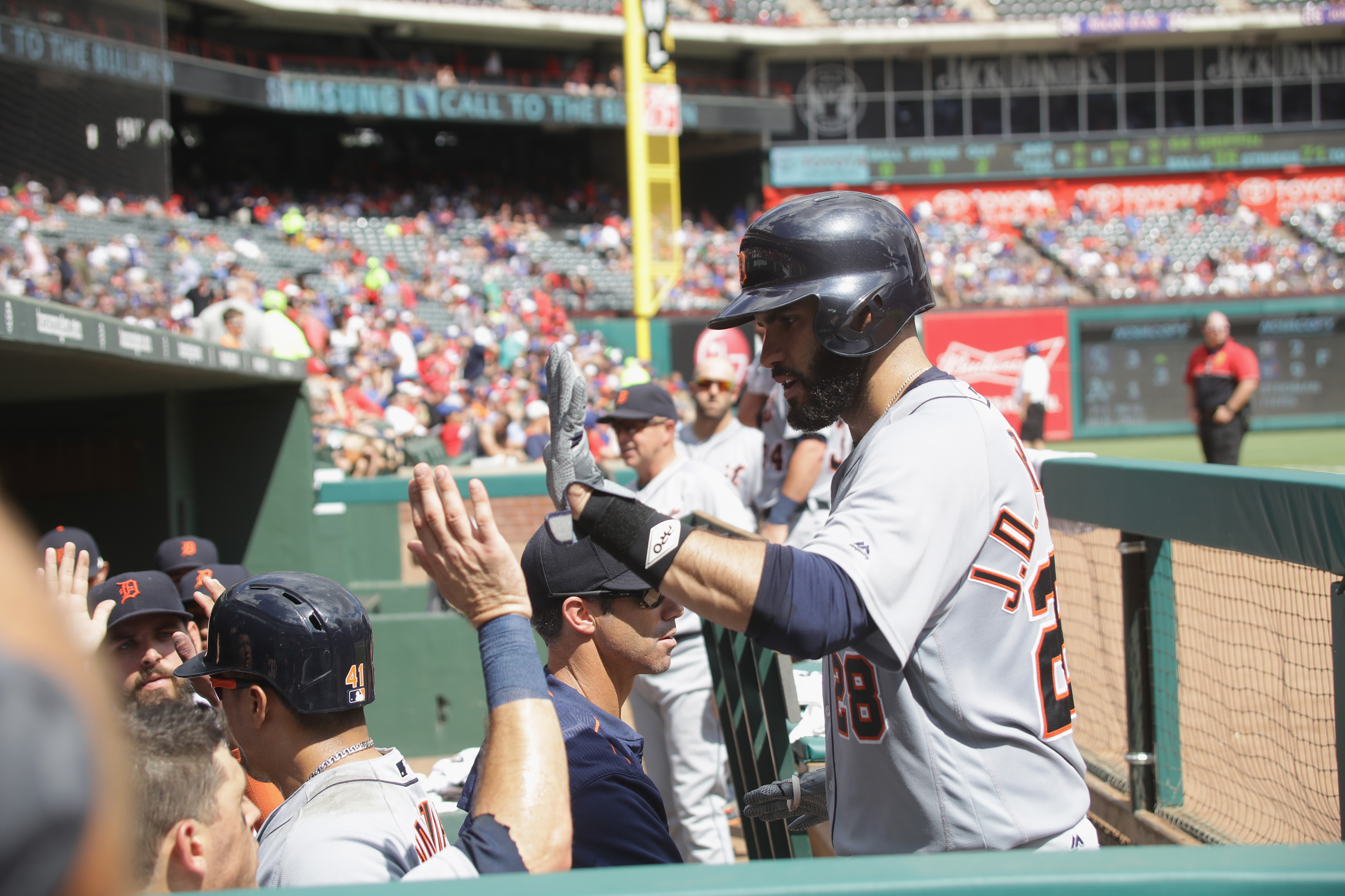 J.D. Martinez batted .307 with 22 homers in 2016.