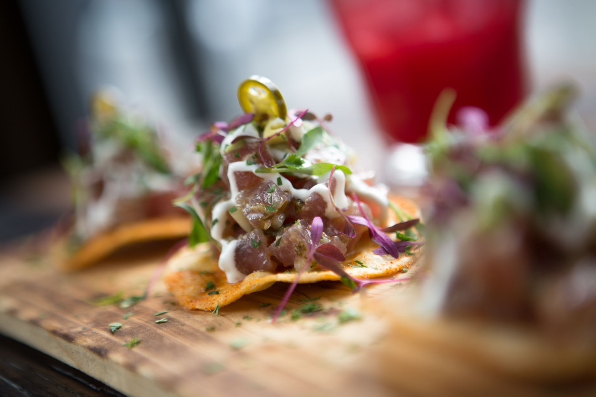 Tuna crudo tostada.