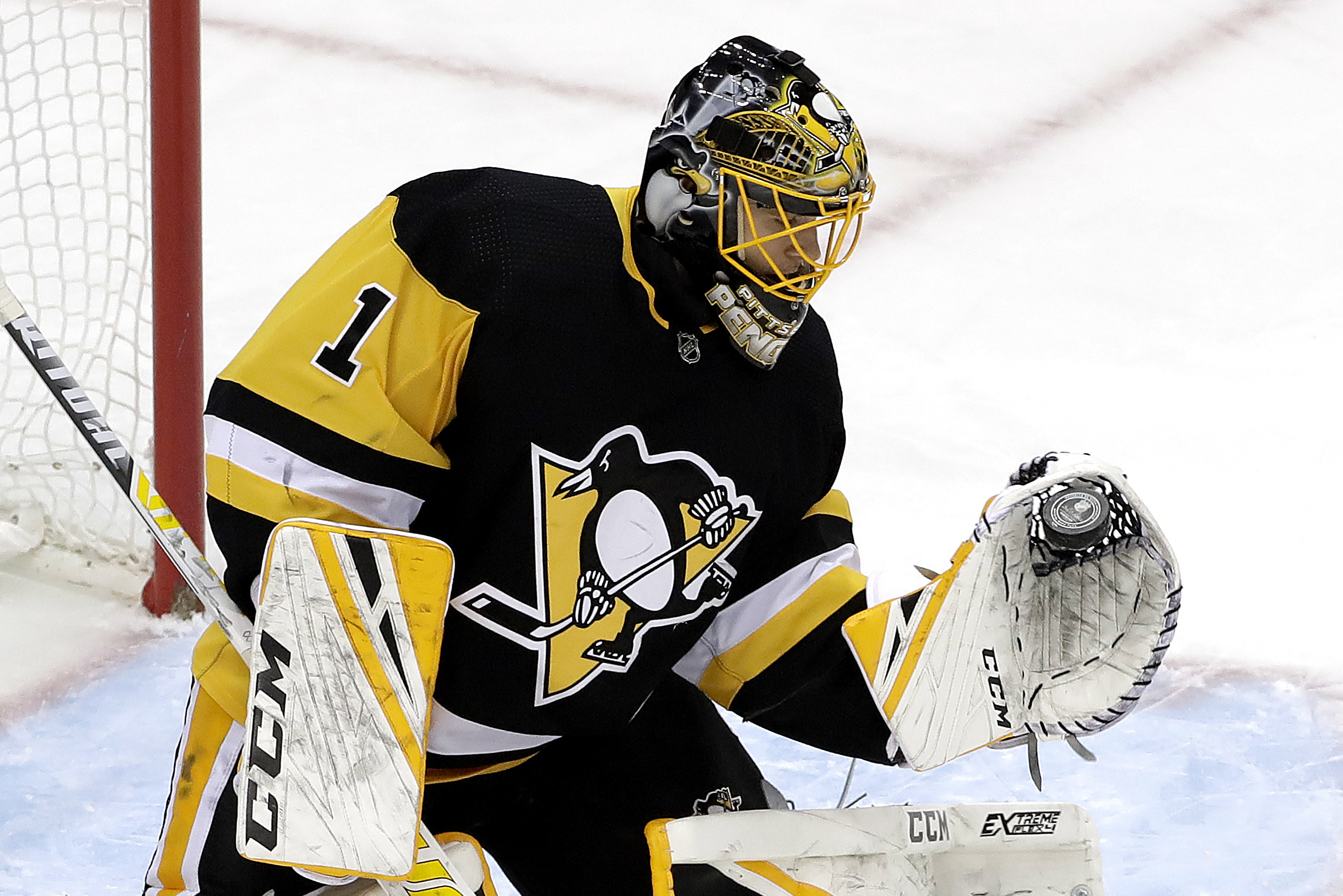 Penguins goaltender CaseyDeSmith has a .924 save percentage and 2.47 GAA this season.