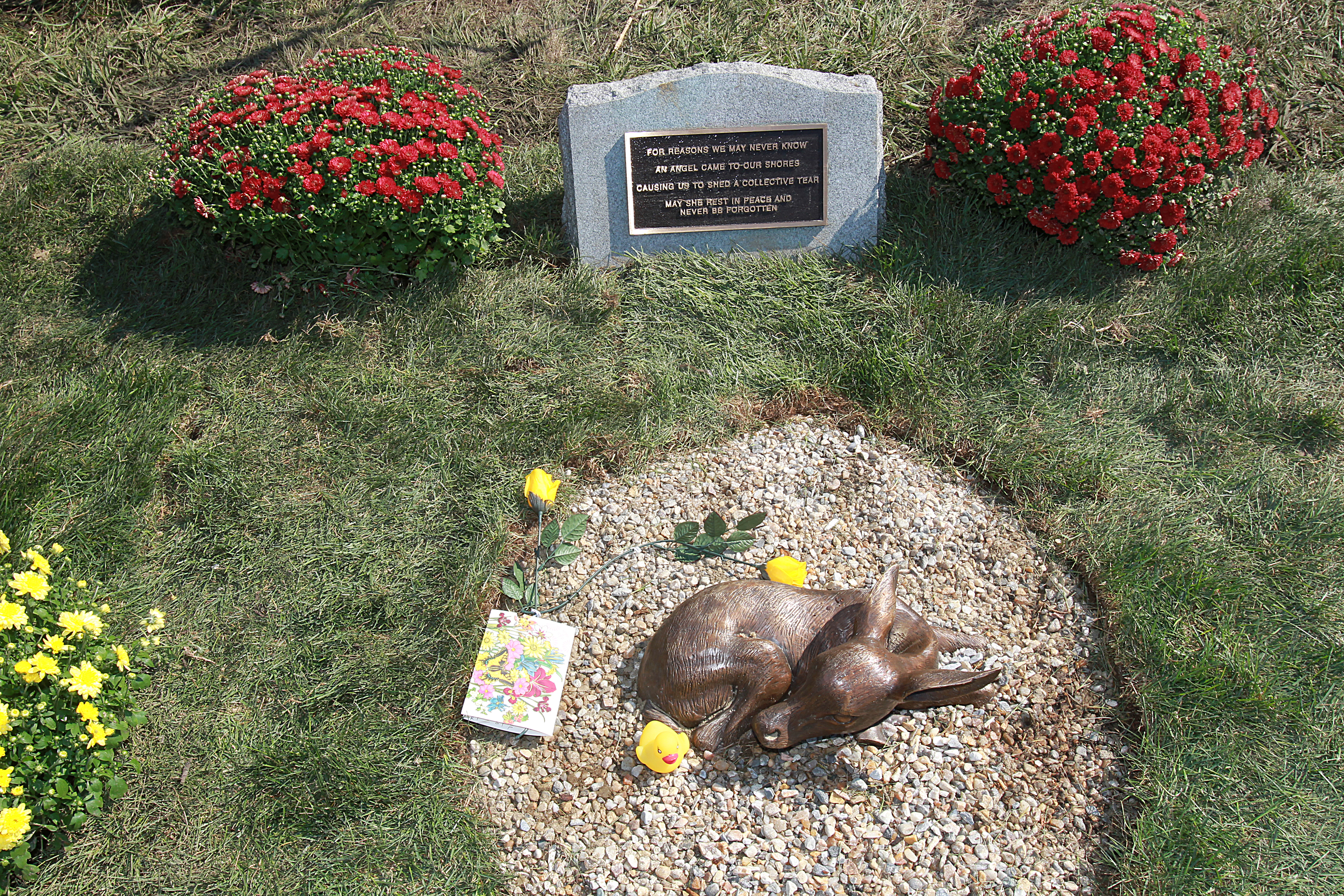 A closer look at the memorial on Deer Island.