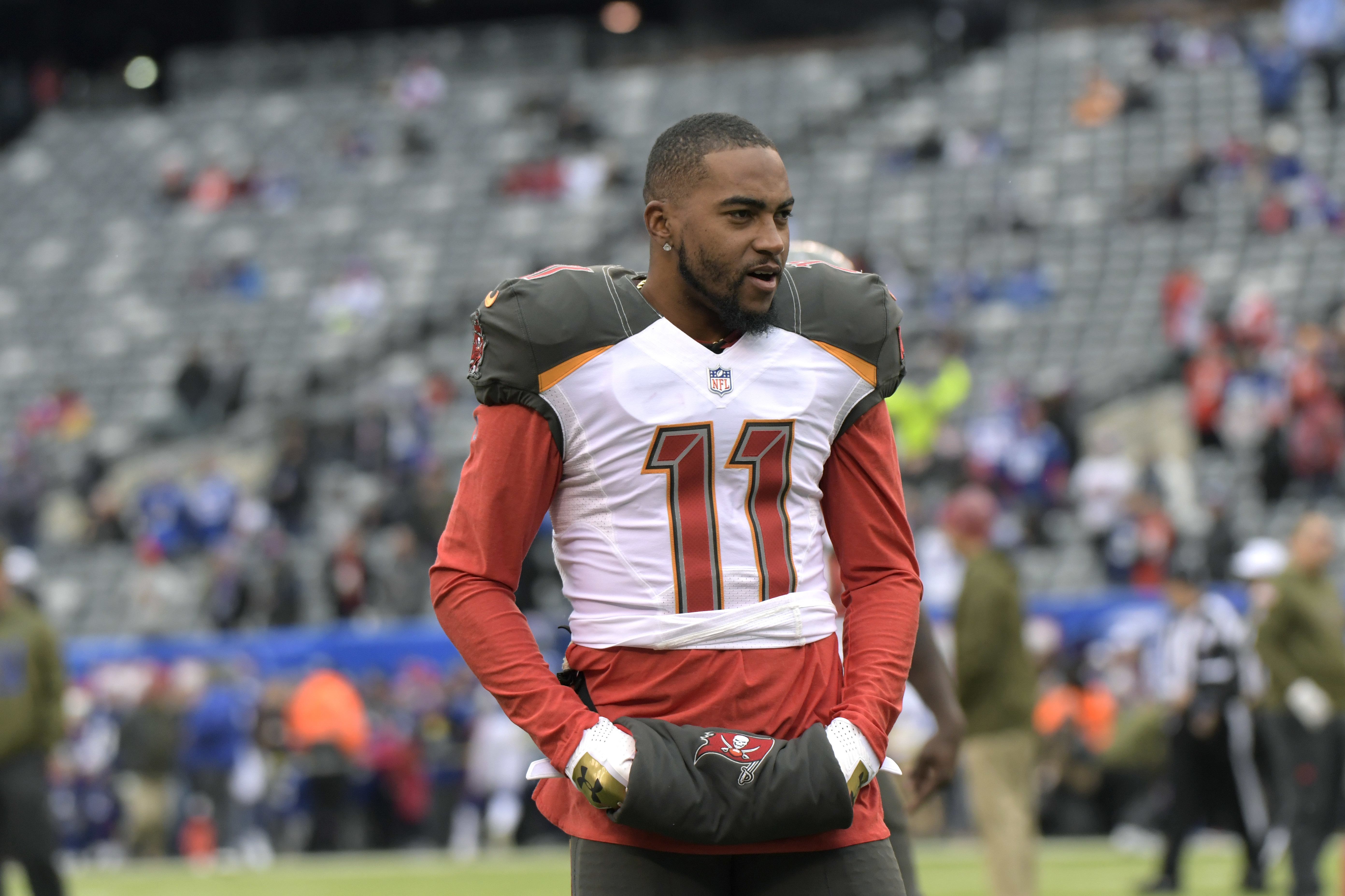 The Tampa Bay Buccaneers traded wide receiver DeSean Jackson to the Philadelphia Eagles.