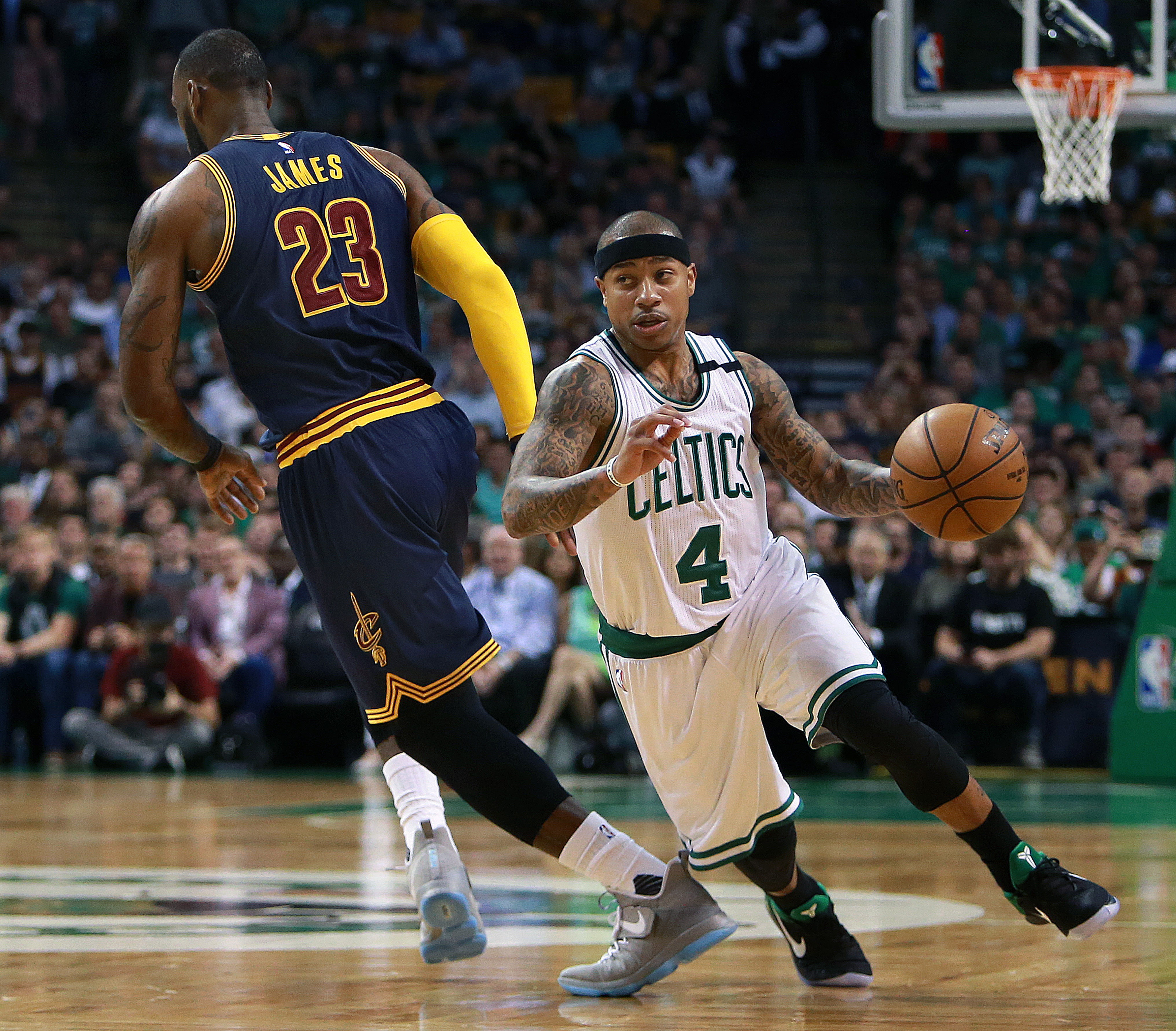 Isaiah Thomas looks as if he will be joining LeBron James and the Cavaliers after all.