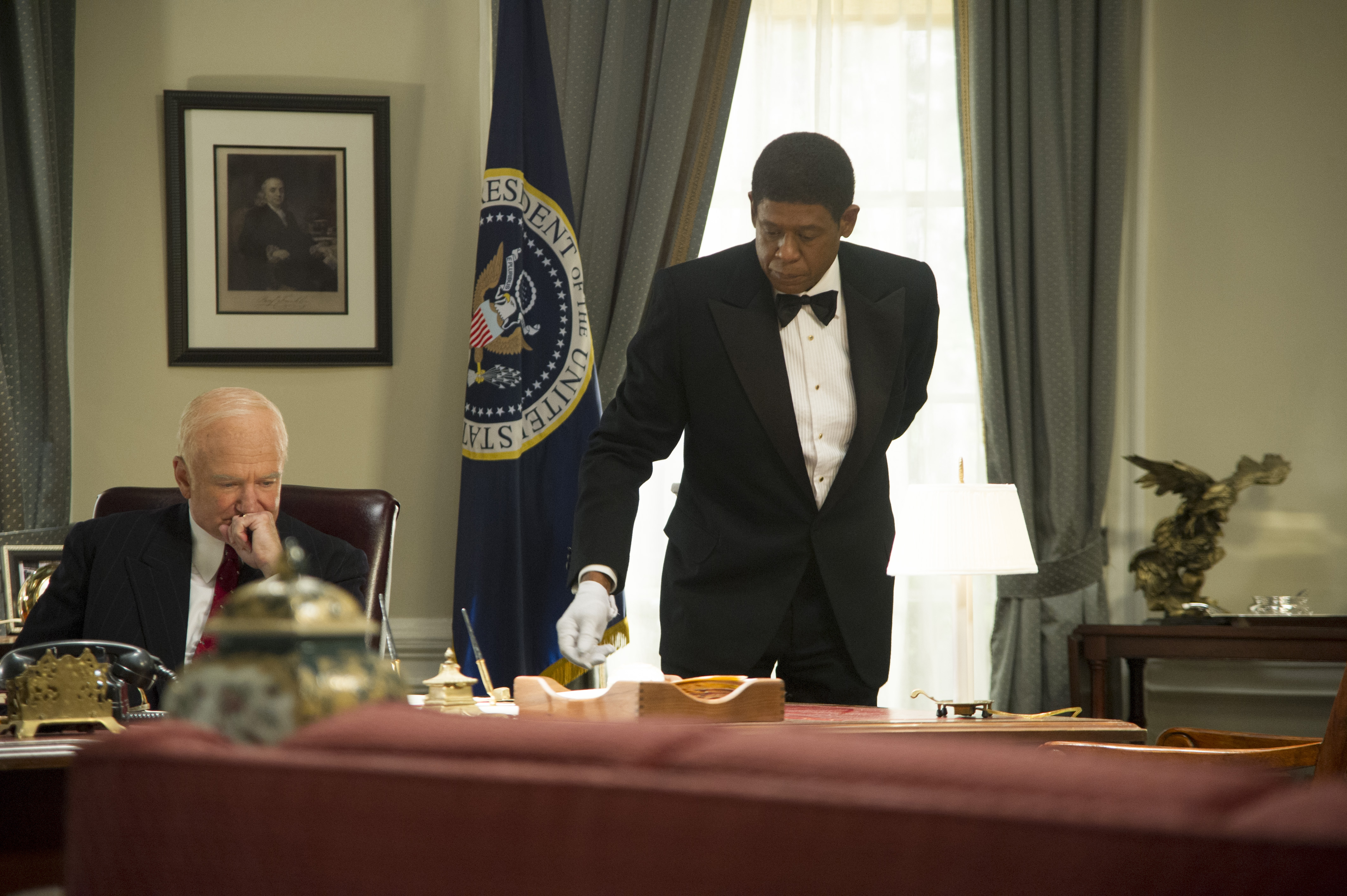 Robin Williams (left) with Forest Whitaker in “Lee Daniels’ The Butler.”