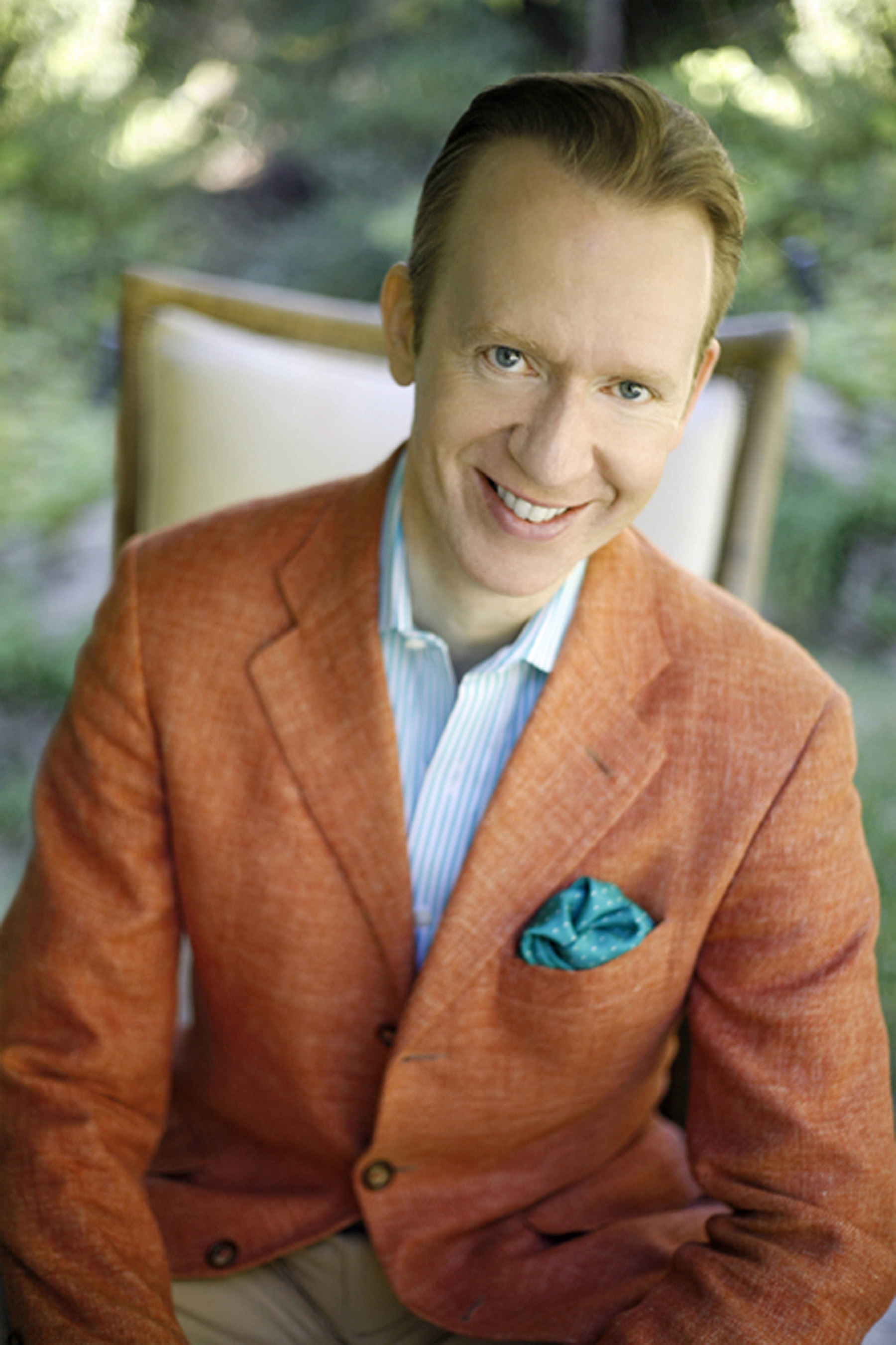 Stylist David Zyla advises travelers to find and pack their “true colors.”