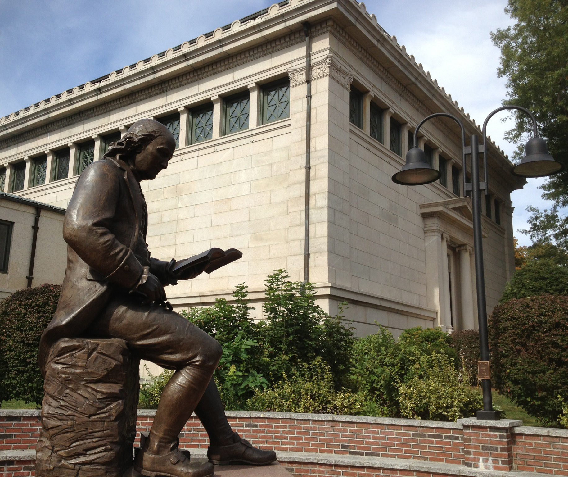 A statue of Benjamin Franklin outside the town’s library.