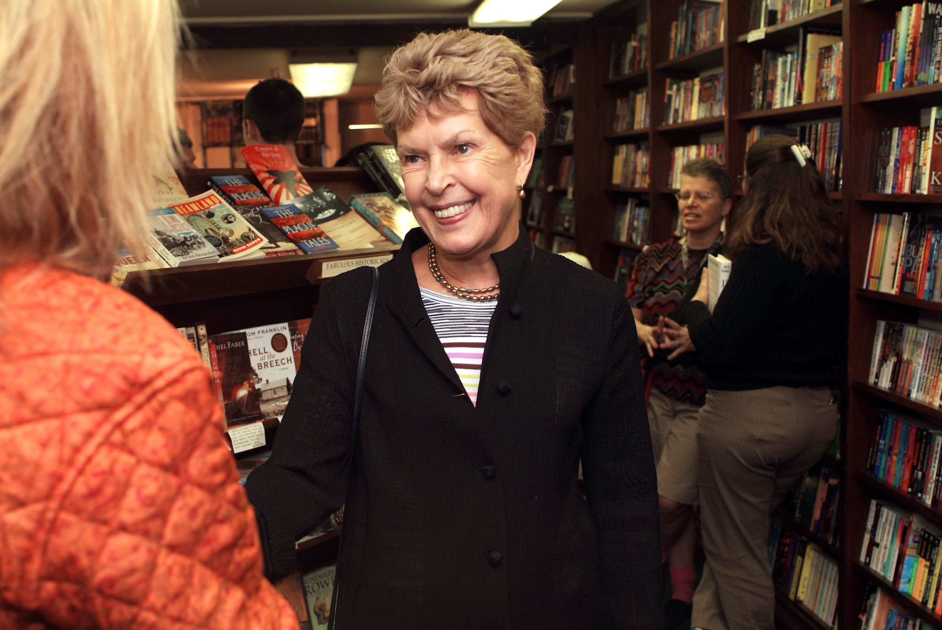 Ruth Rendell, 85; mystery writer transcended genre - The Boston Globe