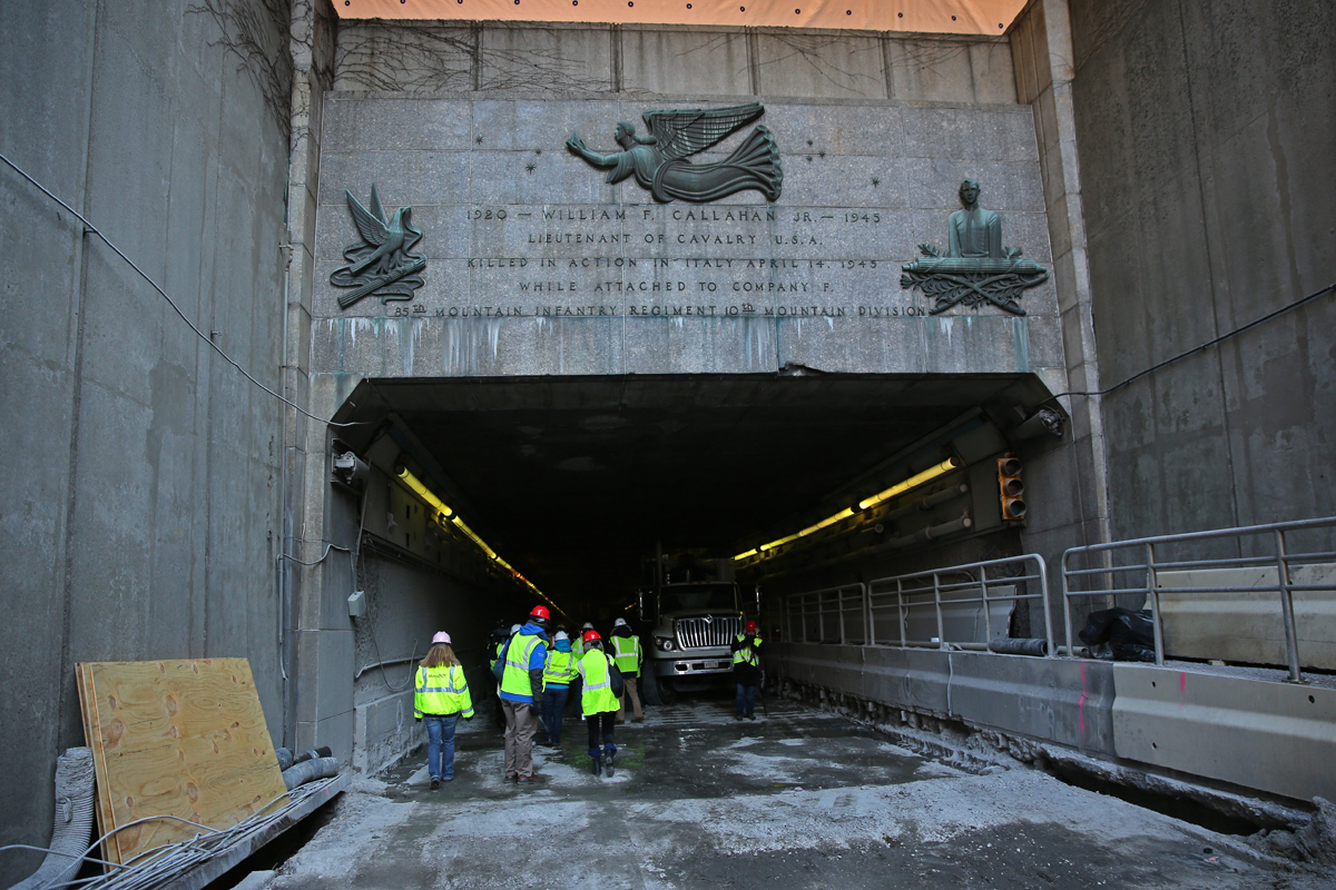 Moving ahead in the shutdown Callahan Tunnel The Boston Globe