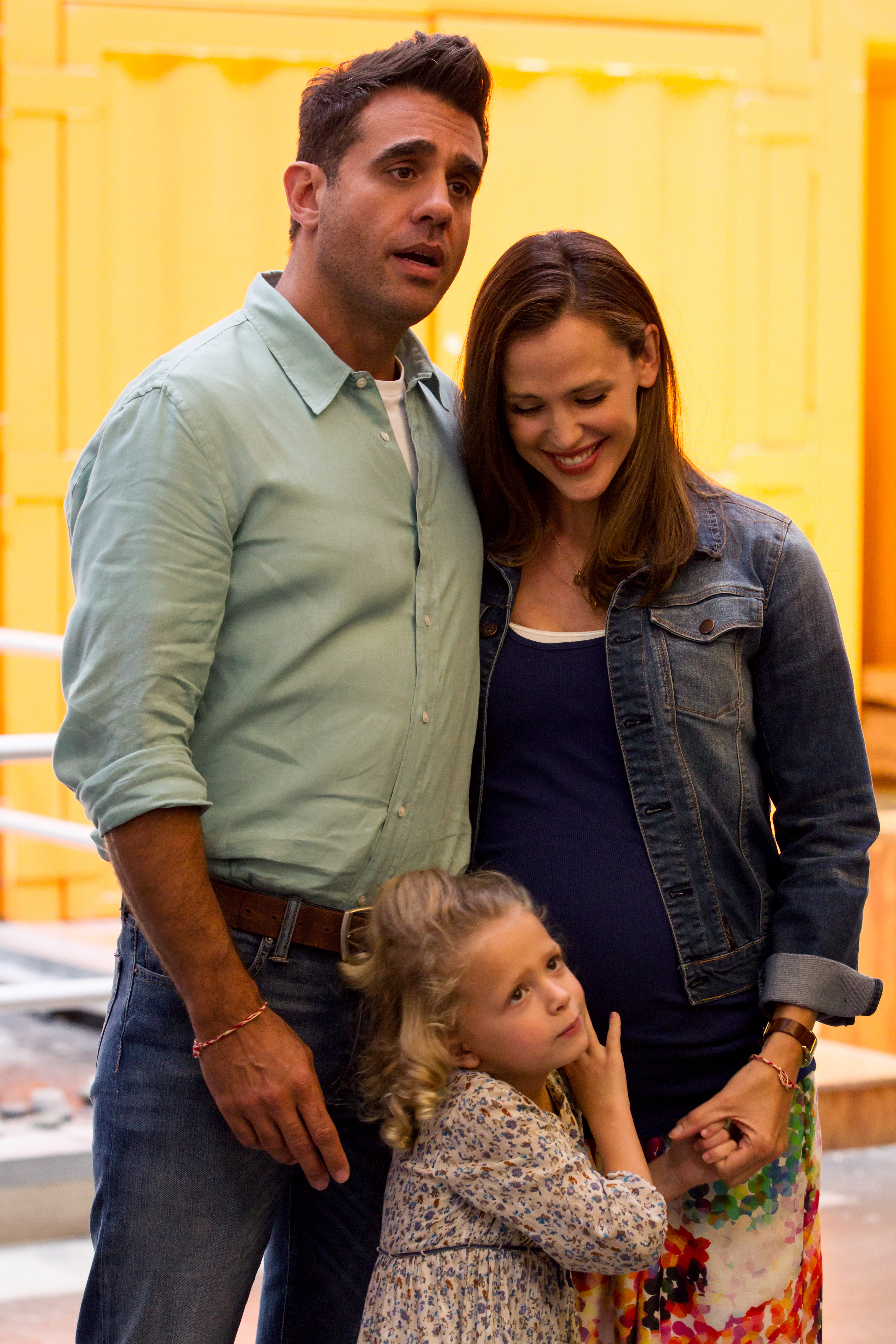 Bobby Cannavale, Giselle Eisenberg (center), and Jennifer Garner.