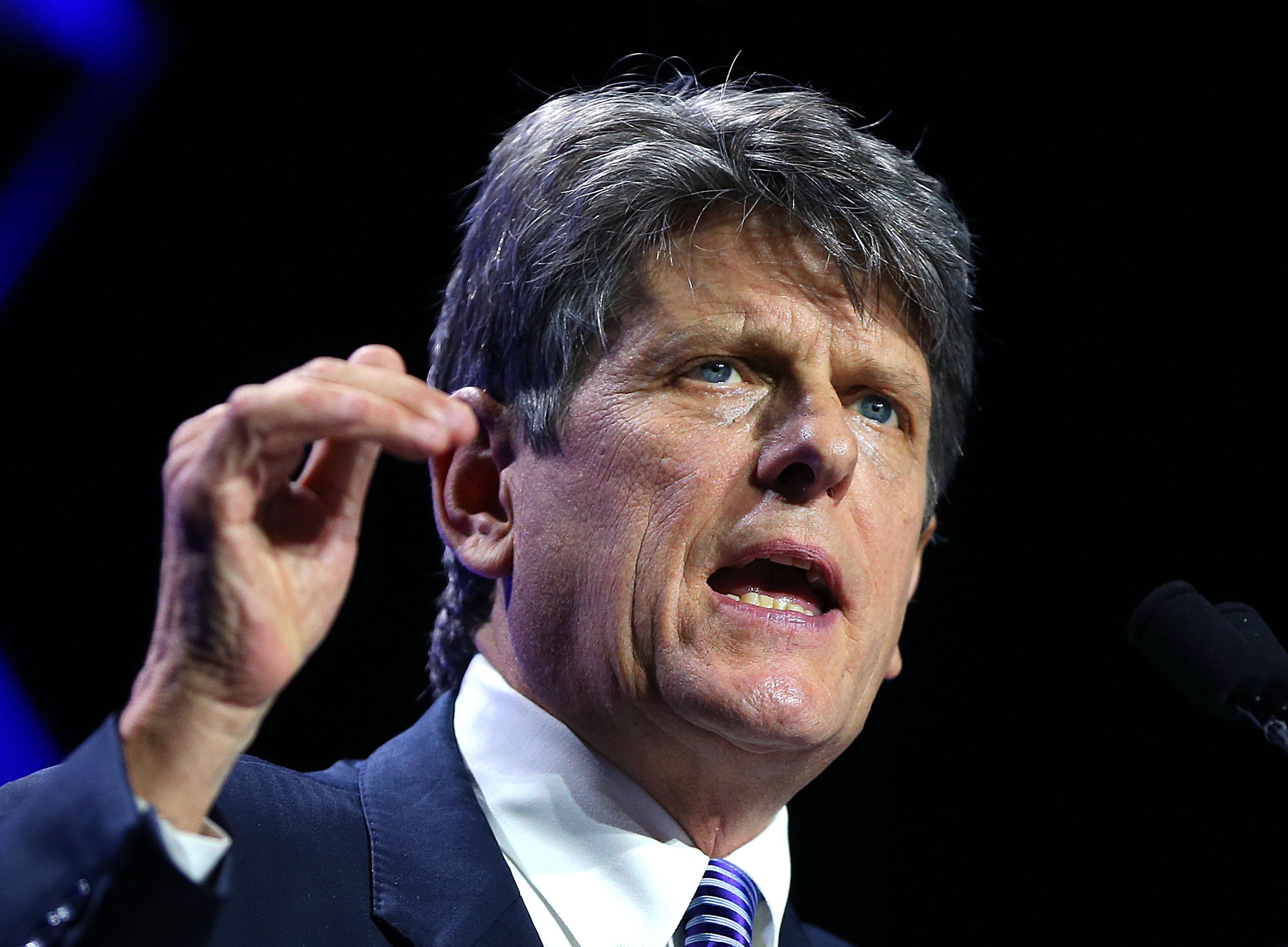 Bob Massie spoke to the convention.