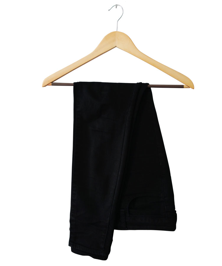 Have a pair of skinny jeans; get rid of the rest.