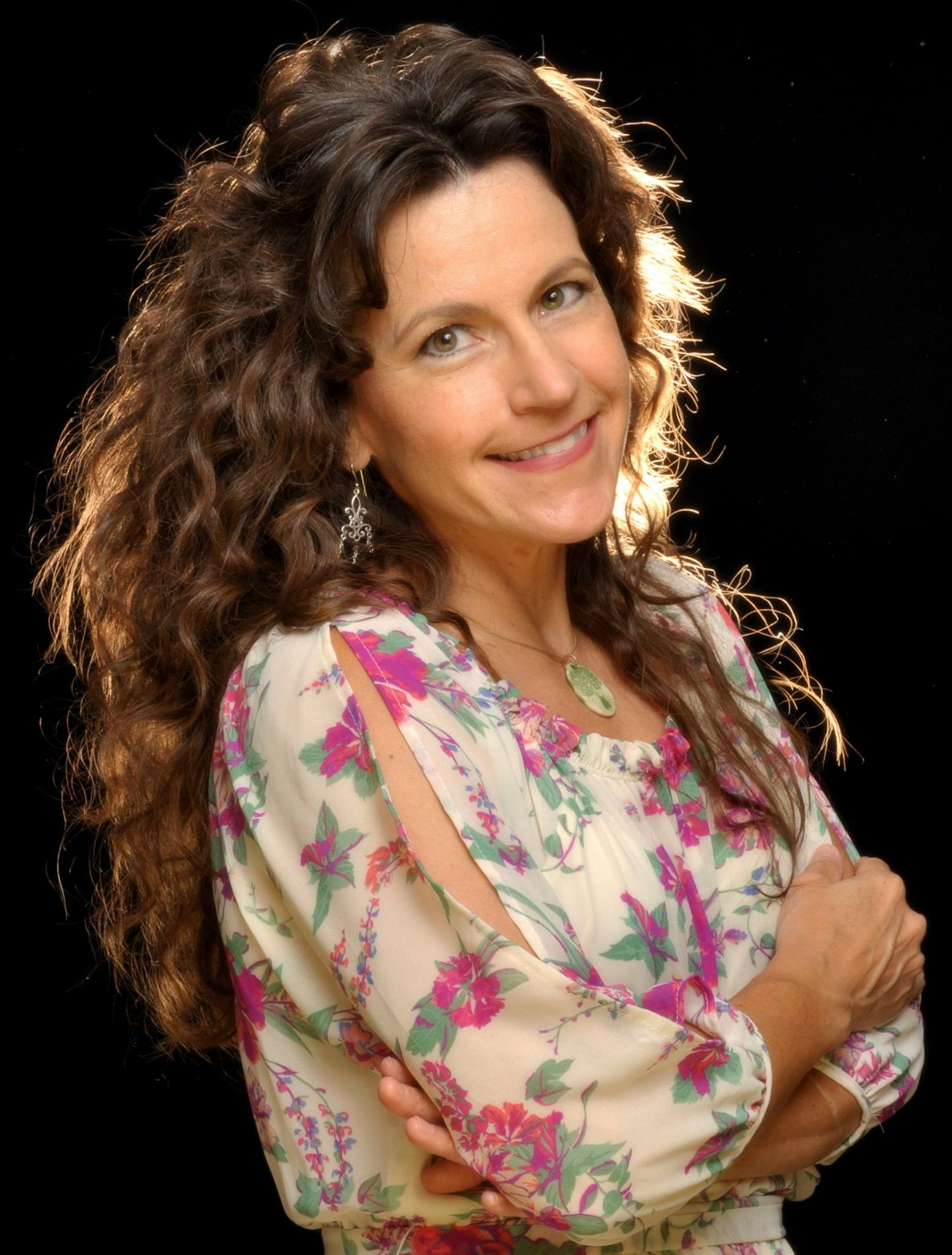 Suzanne O. Davis will perform the music of Carole King in Norwell.