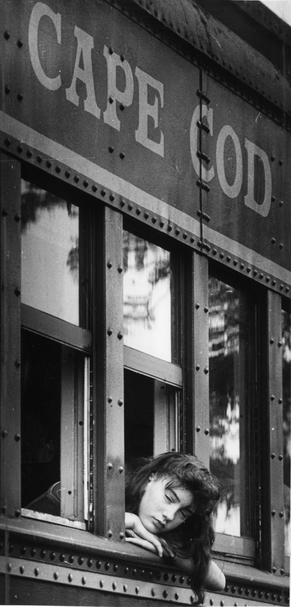 Daniella Silvia awaited the departure of the Cape Cod & Hyannis Railroad train from Hyannis in 1987.