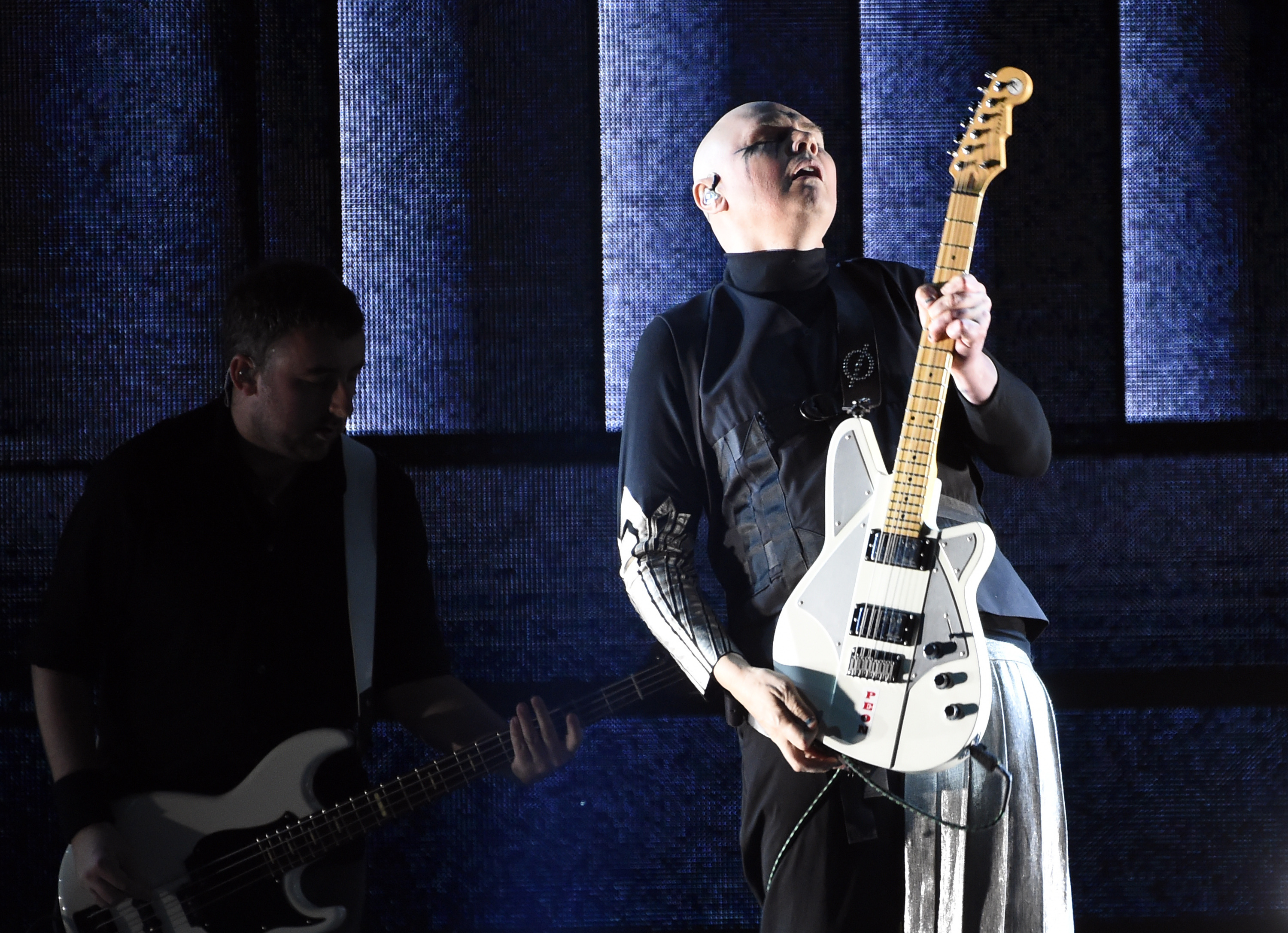 The Smashing Pumpkins look on the bright side - The Boston Globe, image size:3000x2173