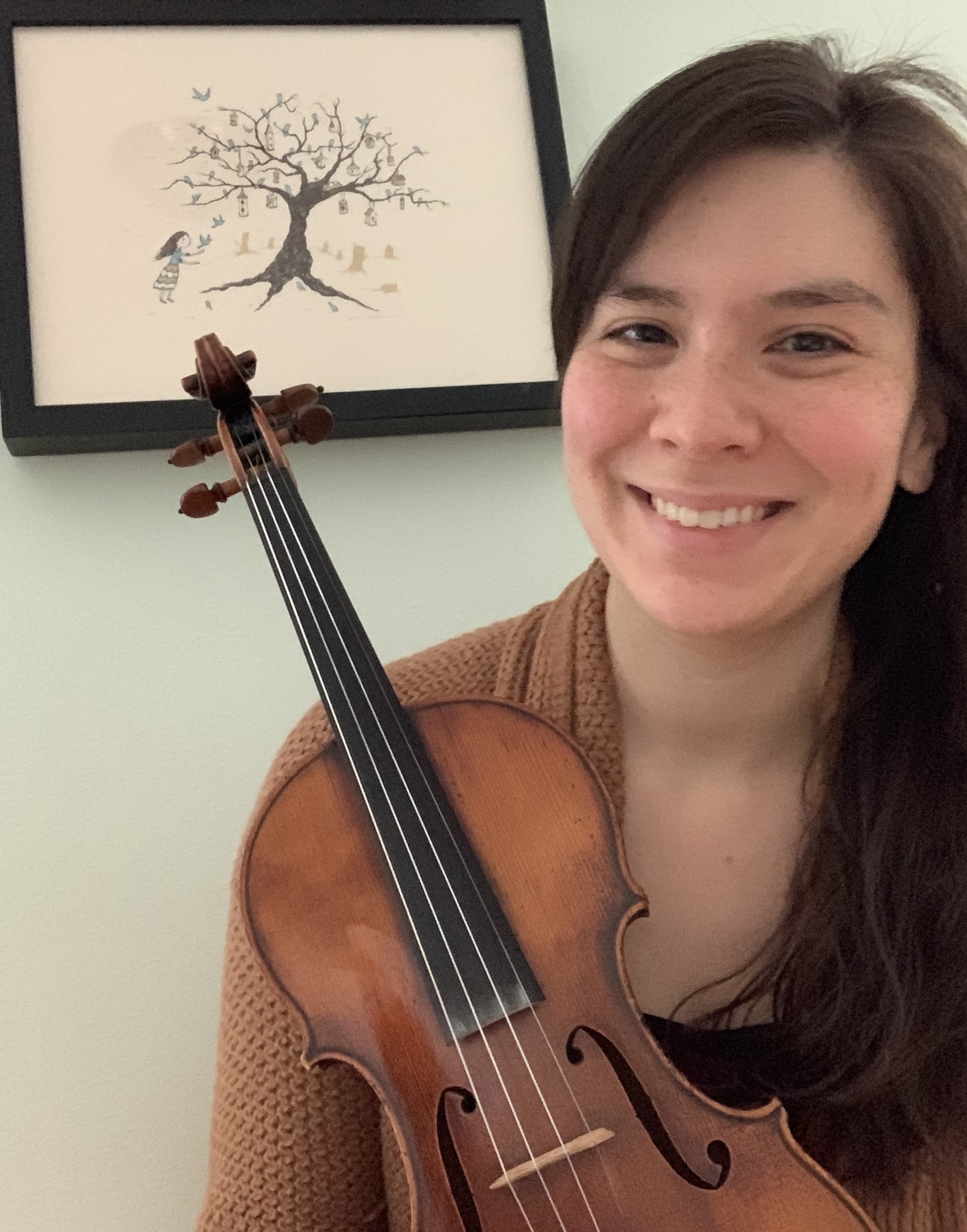 Miki-Sophia Cloud hosts a weekly Little Criers concert on Facebook.