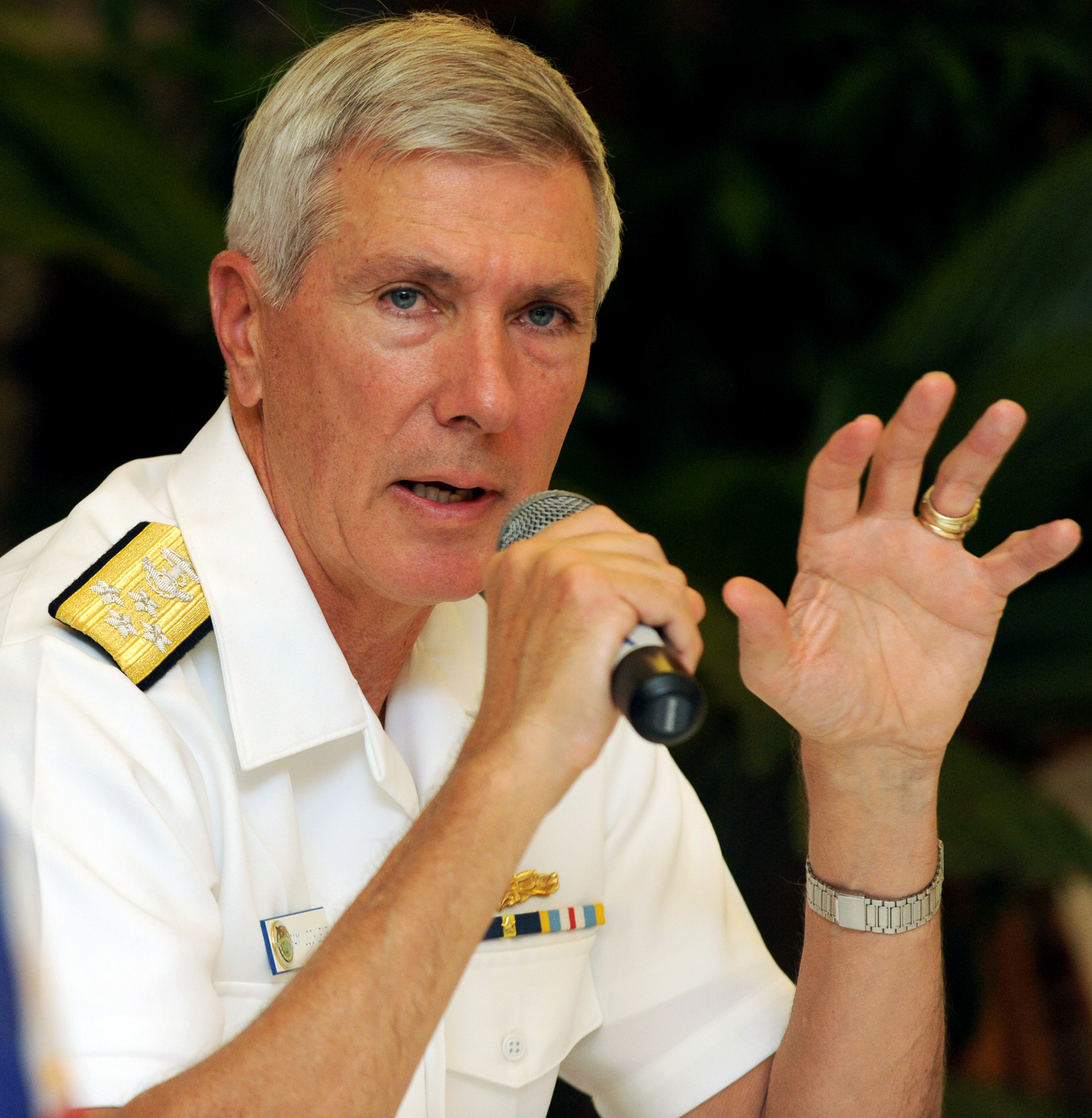 Admiral Samuel J. Locklear III met privately with security and foreign policy specialists at Harvard and Tufts universities Thursday and Friday.